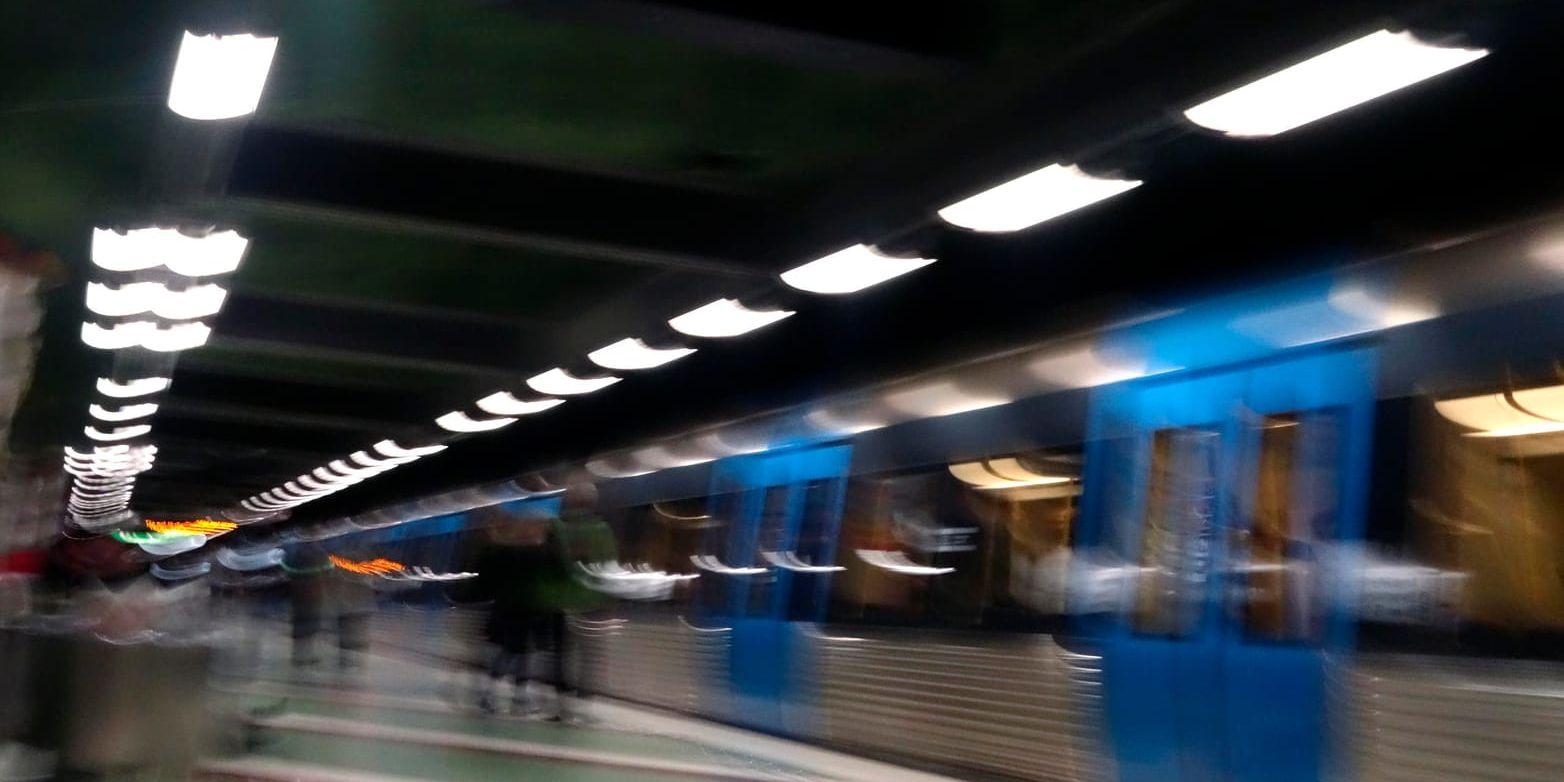 ISS sköter service i bland annat Stockholms tunnelbana. Arkivbild.