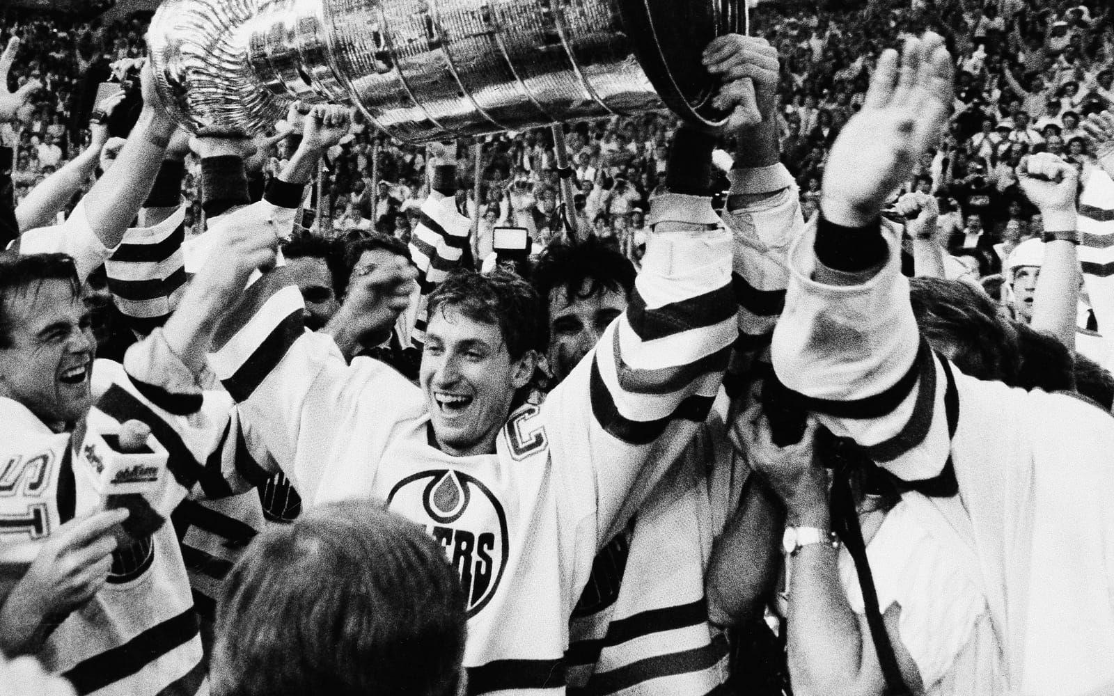 Kent "Mr Magic" Nilsson (längst till vänster) blev mästare tillsammans med Wayne Gretzky säsongen 1987-1987. Foto: TT