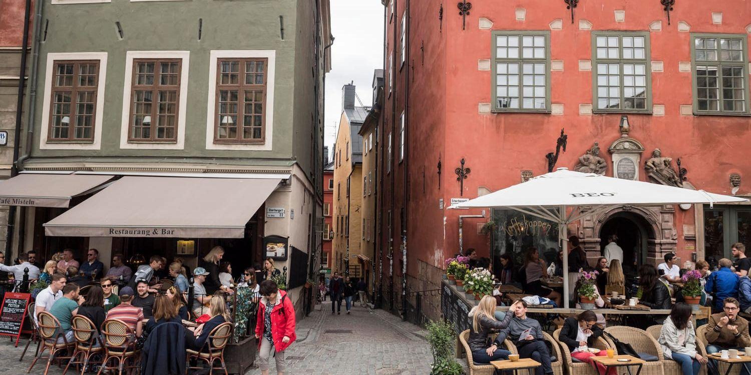 Turister på Stortorget i Gamla stan i Stockholm. Arkivbild.