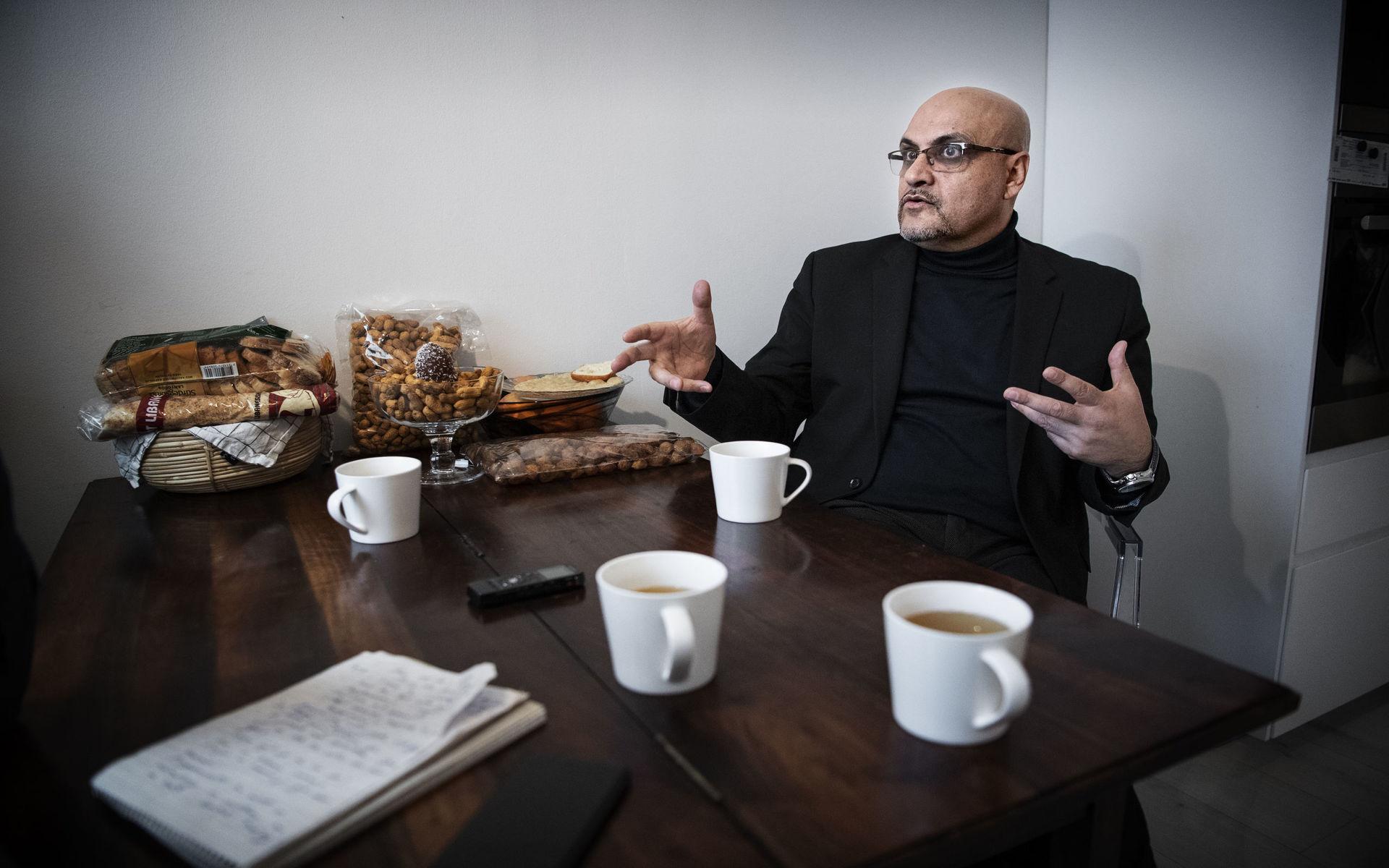 GP träffar Razaq Ahmadzai för en intervju hemma hos ett av hans barn i Göteborg. 
