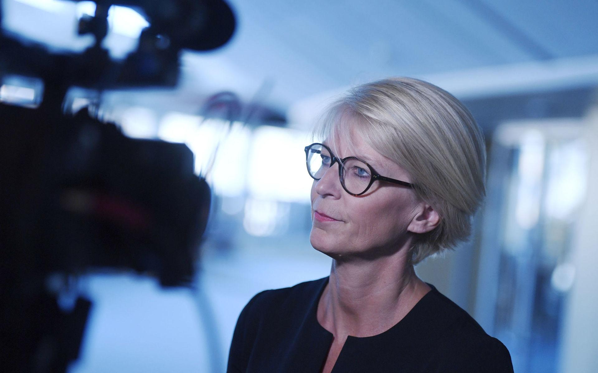Moderaternas ekonomisk-politiska talesperson Elisabeth Svantesson presenterar Moderaternas förslag om att satsa på Tullverket.