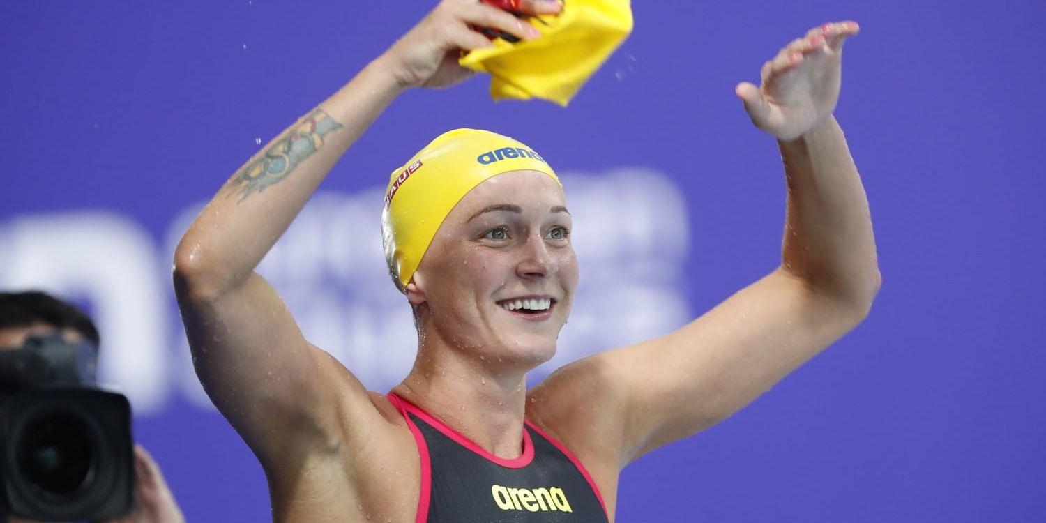 En skadad tumme stoppade inte Sarah Sjöström. Hon tog ett historisk fjärde guld under EM-simningarna i skotska Glasgow.