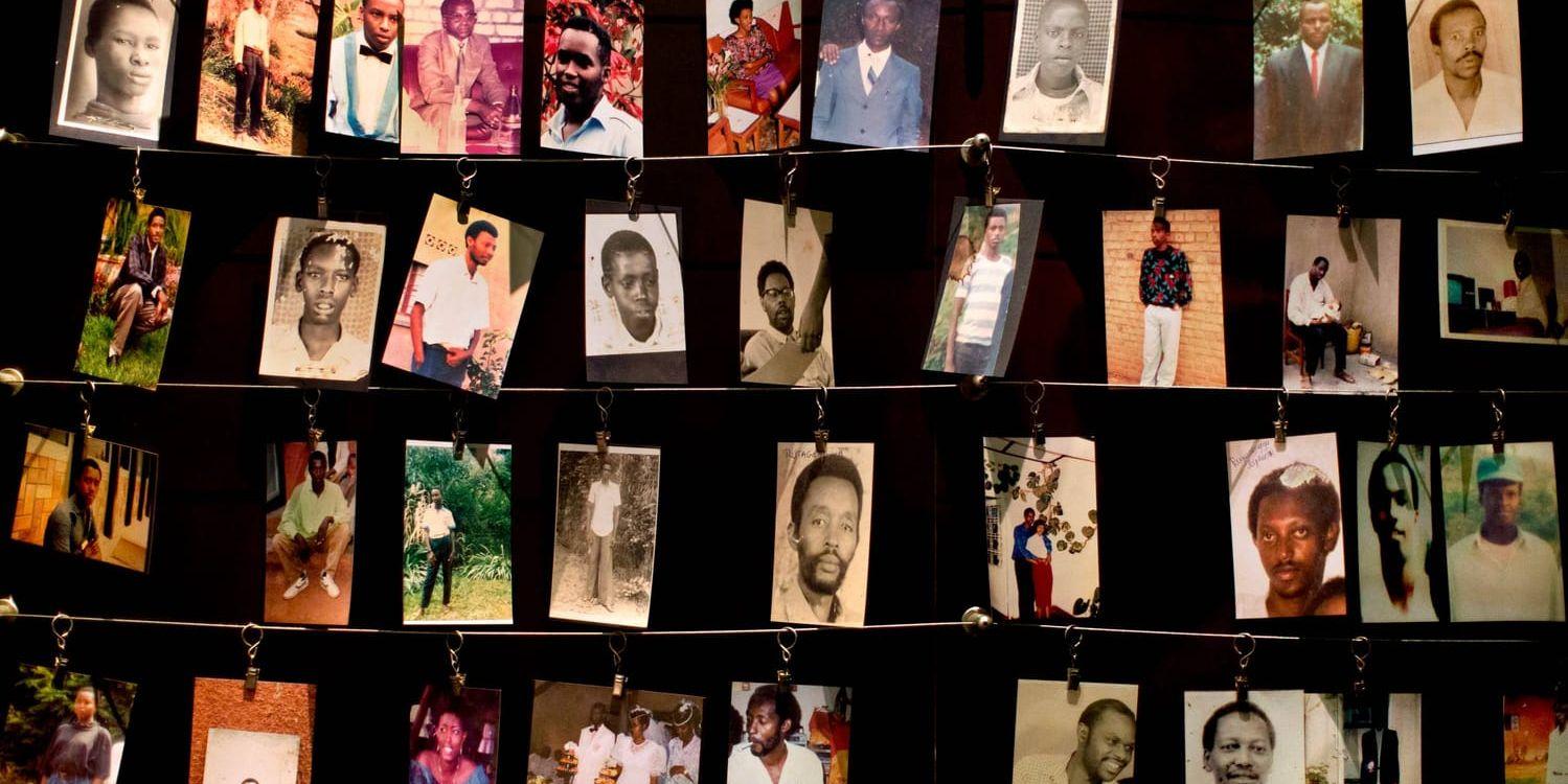 Foton på några av offren i folkmordet i Rwanda upphängda på ett minnesmuseum i Kigali, Rwanda. Arkivbild.