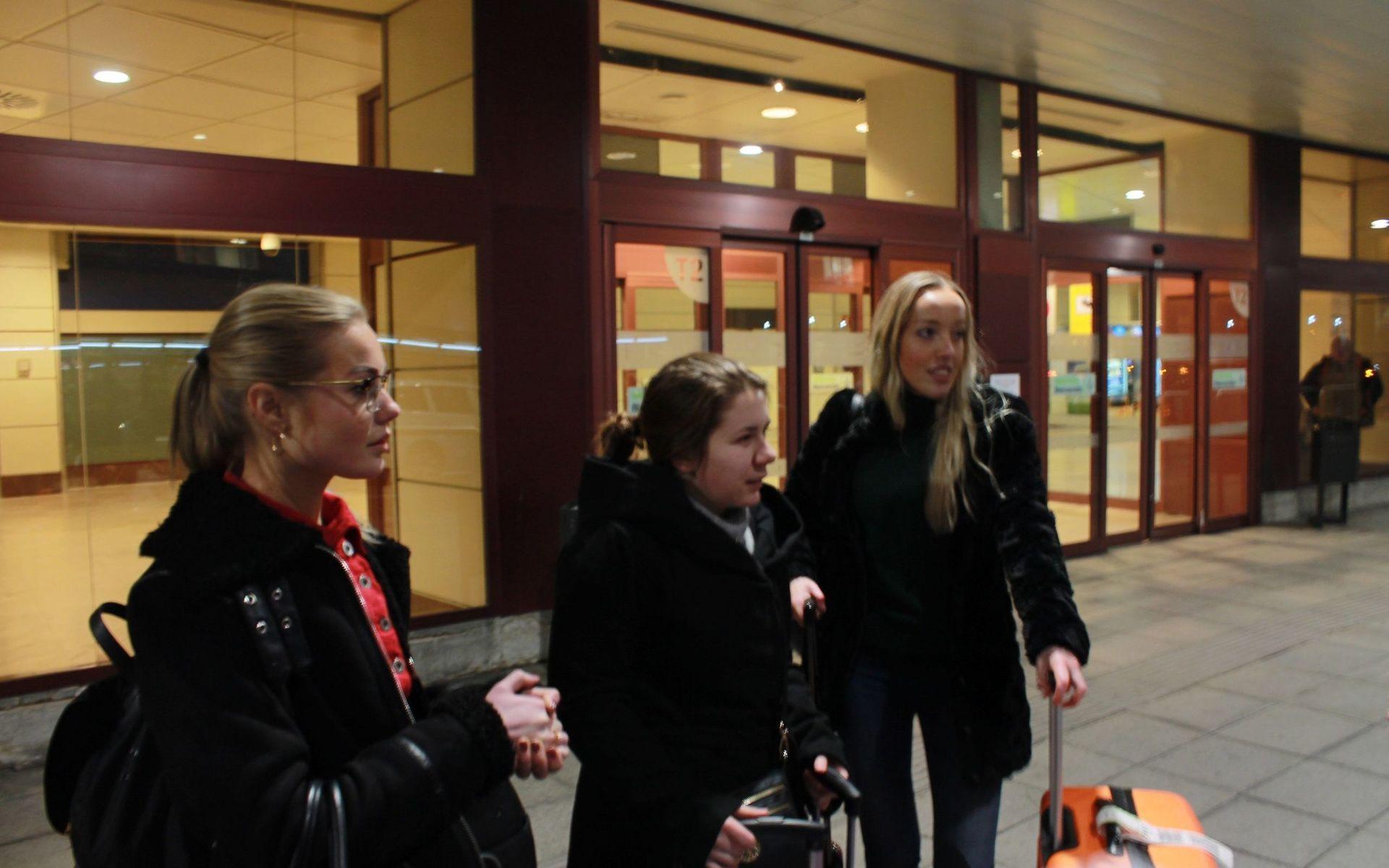 Studenterna Felicia Hammarberg, Angelica Bengtsson och Ellen Lidén möttes av taxistrejken det första de gjorde i sin nya hemstad. 