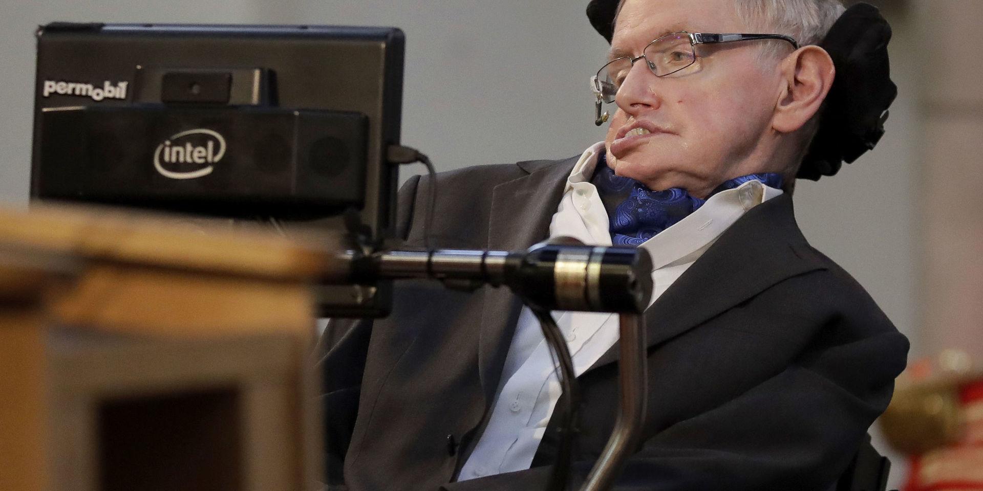 Stephen Hawking var brittisk fysiker och författare. Hans sista, postumt utgivna bok kommer nu översatt till svenska.