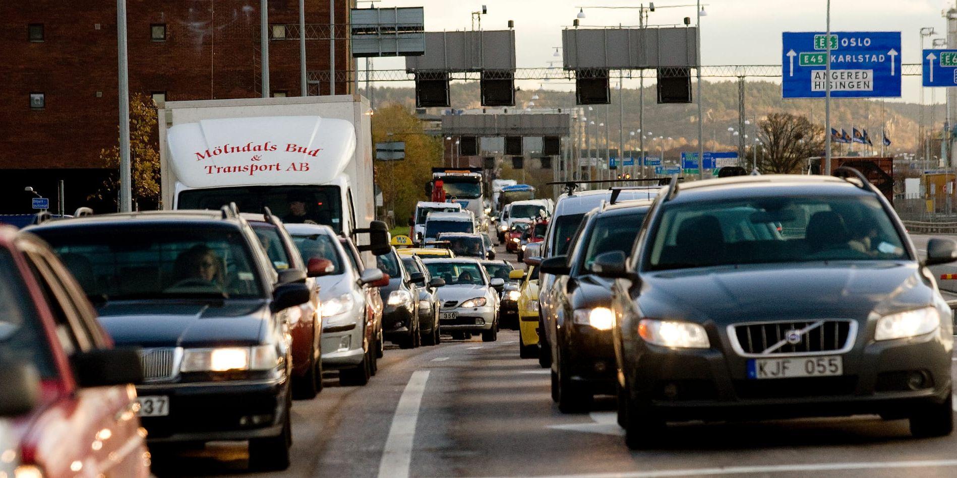 Trafikverket uppskattar att omkring två miljoner svenskar beger sig ut i trafiken i Sverige under de kommande dagarna. 