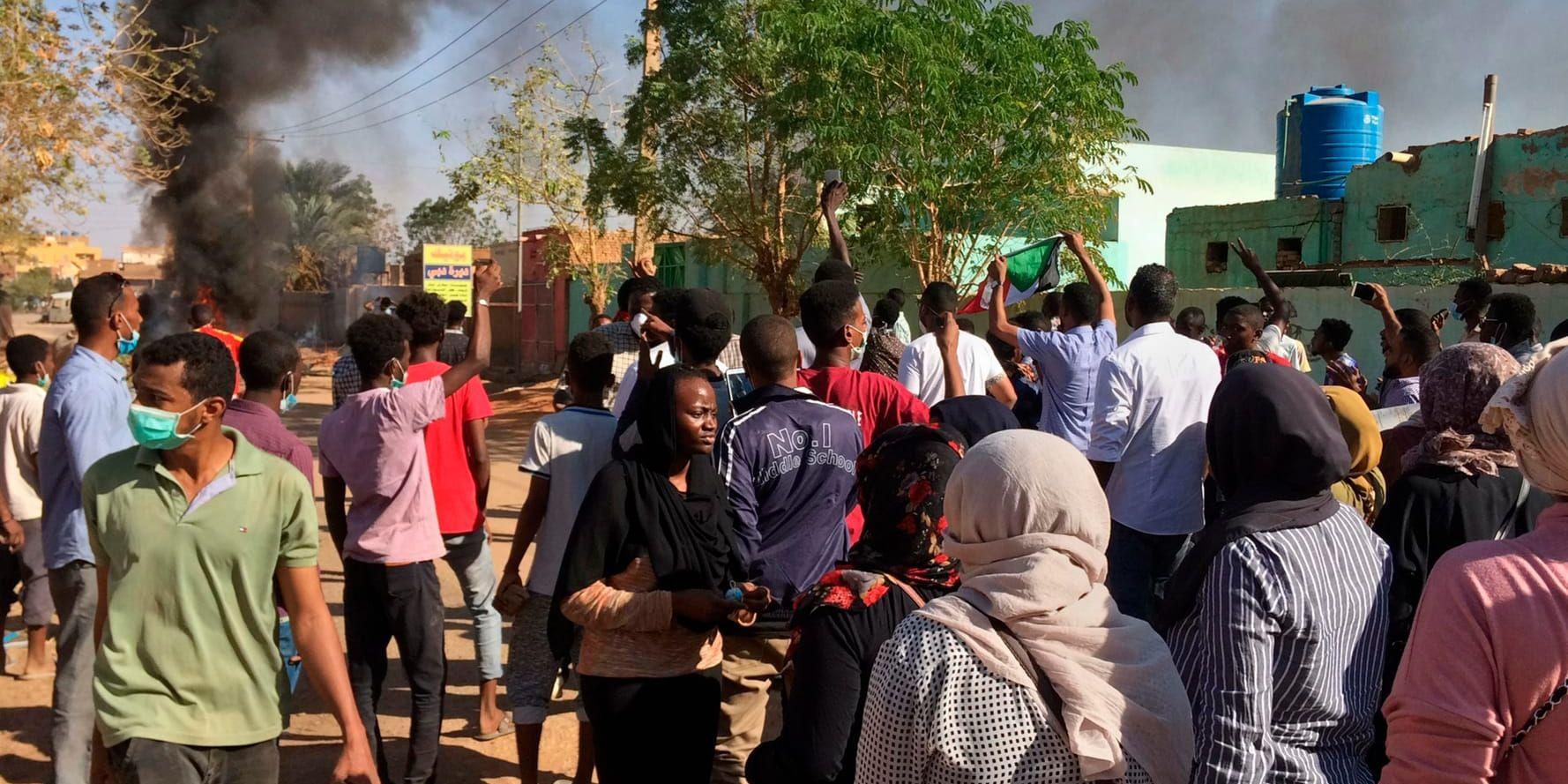 Protester i Sudan mot regeringen i januari. Arkivbild.