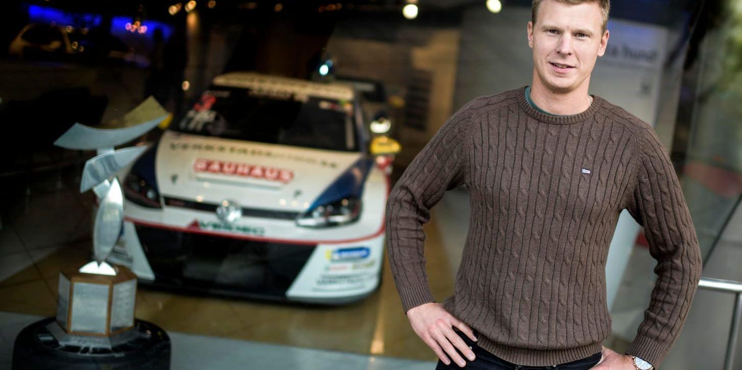 "Det är ju lite annorlunda att hålla på med olika saker samtidigt", säger Johan Kristoffersson, som i år vunnit både STCC och rallycross-VM.
