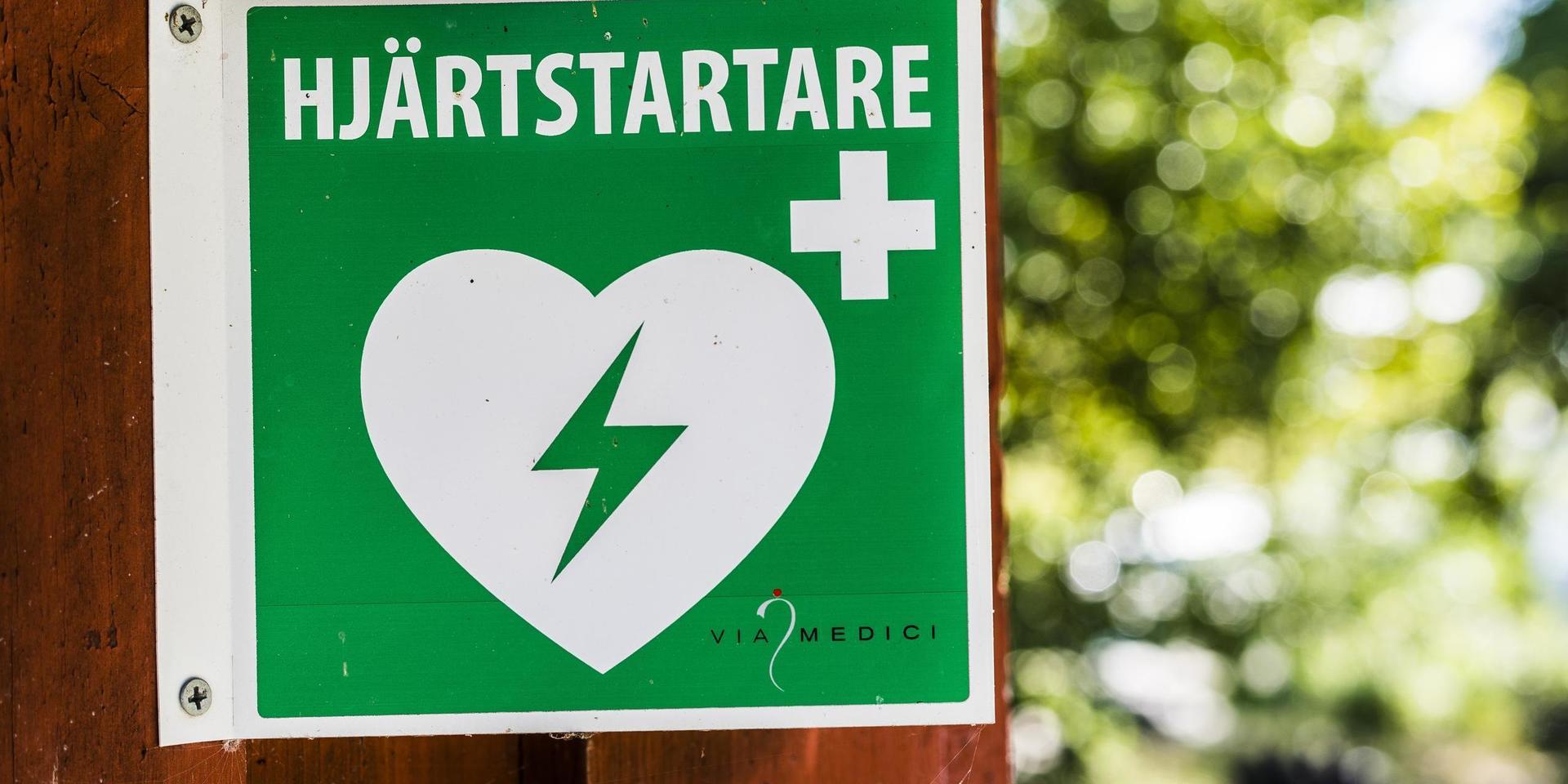 När en domare drabbades av hjärtstopp vid en idrottsplats i Malmö fanns ingen hjärtstartare. Arkivbild.