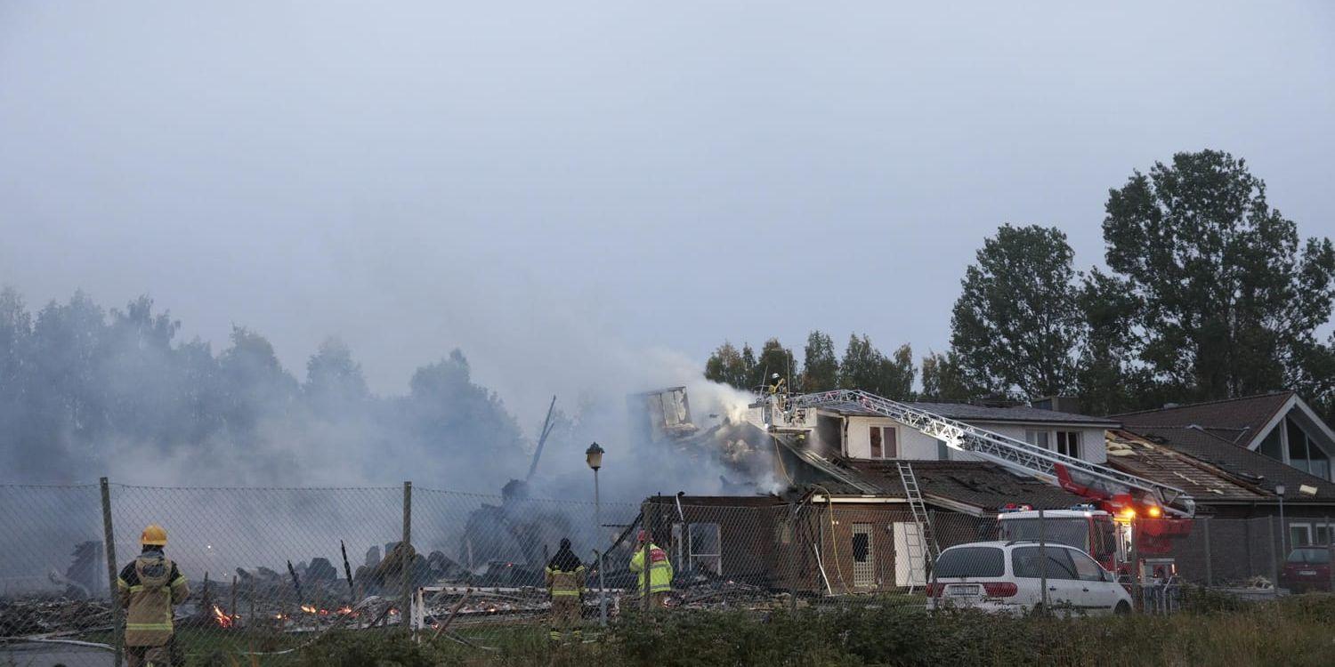 Delar av Örebro moské i stadsdelen Vivalla totalförstördes i en kraftig brand i slutet av september. Arkivbild