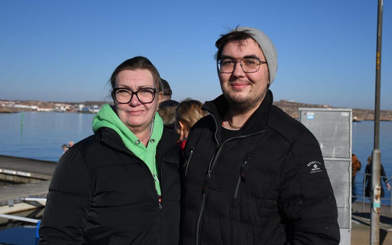Maria och Christoffer Heijerdahl hoppas att valrossen trivs på Smögen och att det inte är för jobbigt med alla besökare.