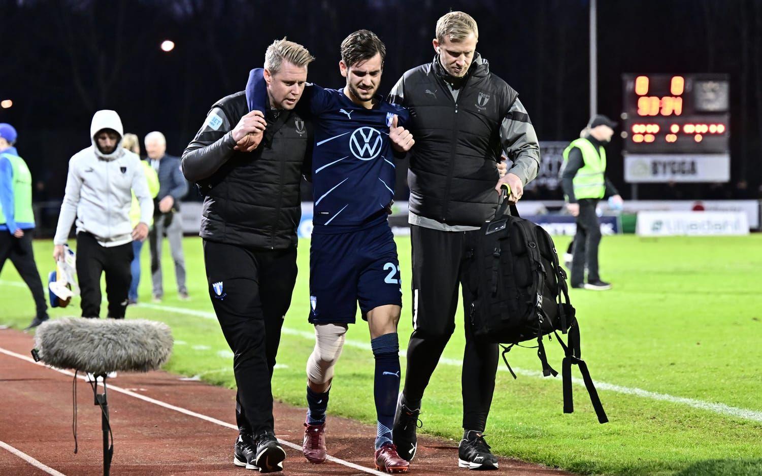 Adi Nalic skadade sig i mötet med Värnamo.