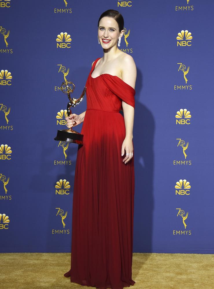 Rachel Brosnahan vann priset för bästa huvudroll i The Marvelous Mrs. Maisel.