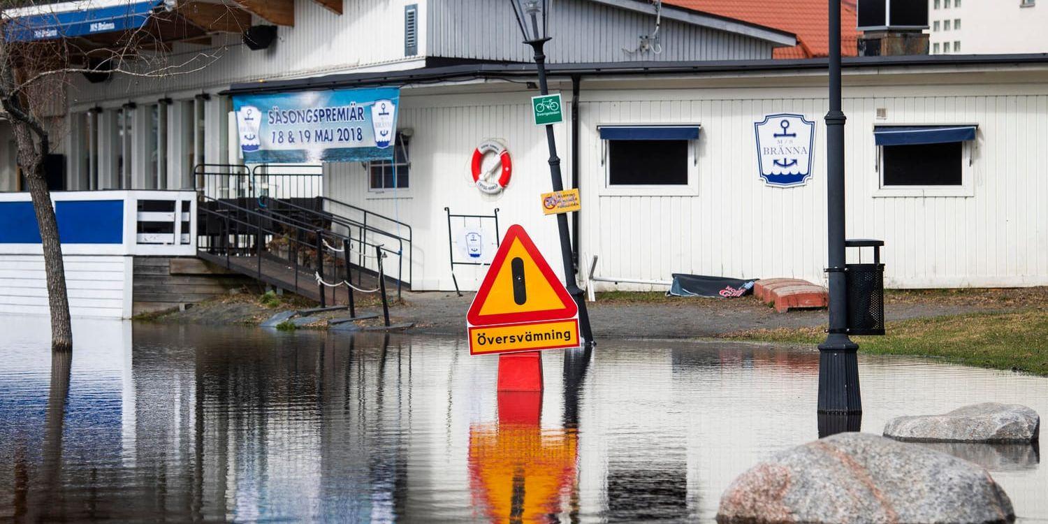 Vid en översvämning där elanläggningar hamnar under vatten, kan farliga situationer uppstå. Arkivbild.