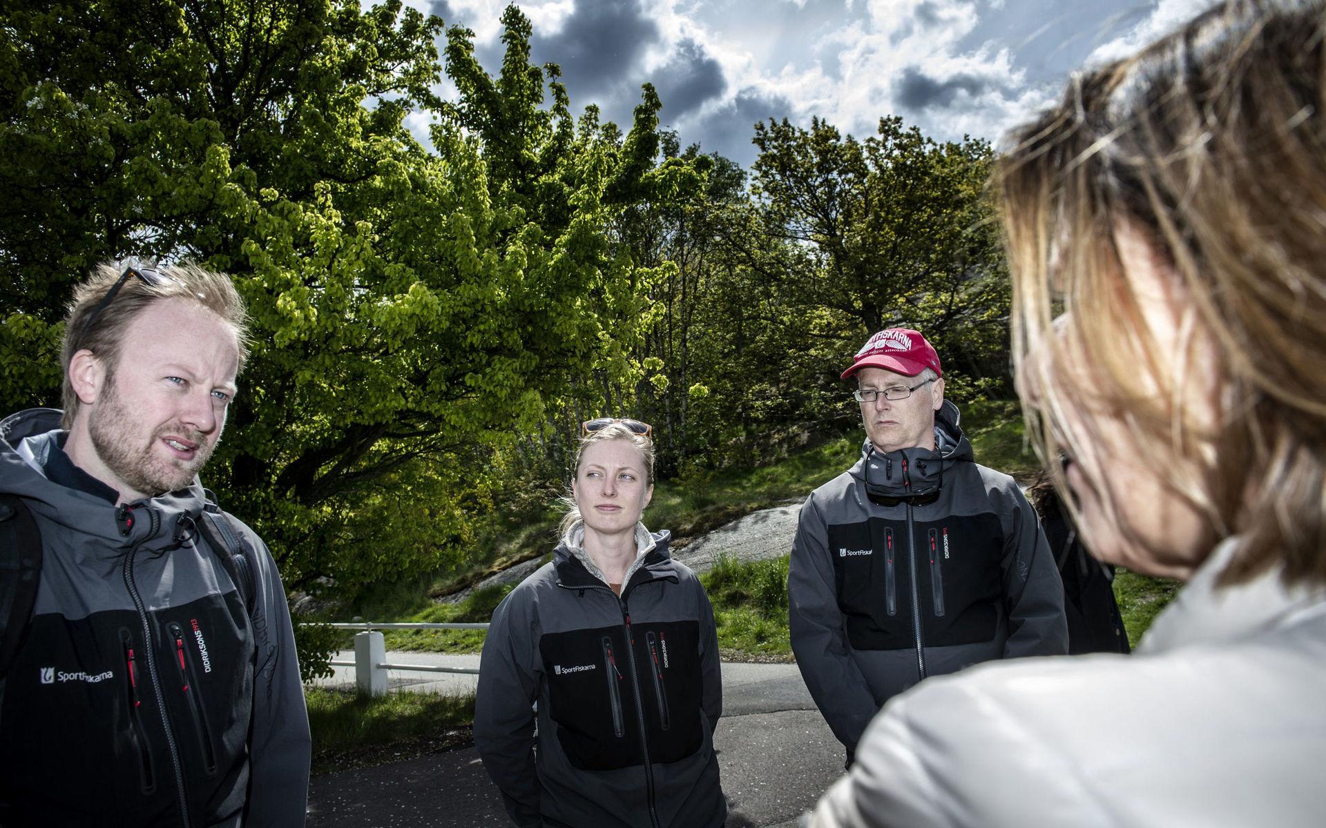 Markus Lundgren, Matilda Lundh Åkervall och Niclas Åberg från Sportfiskarna ser i sitt arbete vilken betydelse ålgräset har för den marina miljön.