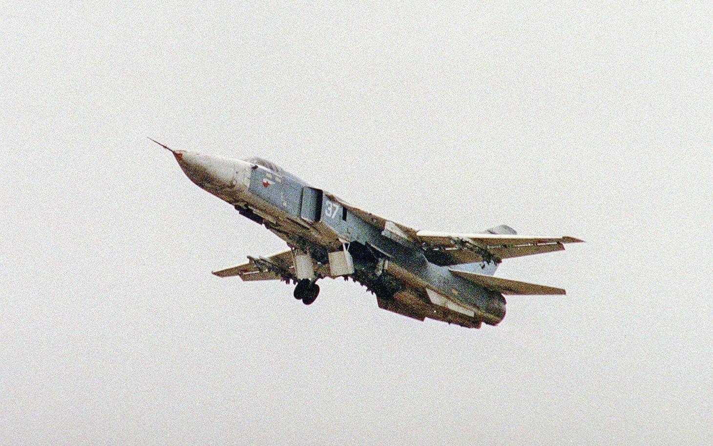 Ryska stridsflygplan har stöttat president Bashar al-Assad med luftangrepp. Foto: AP