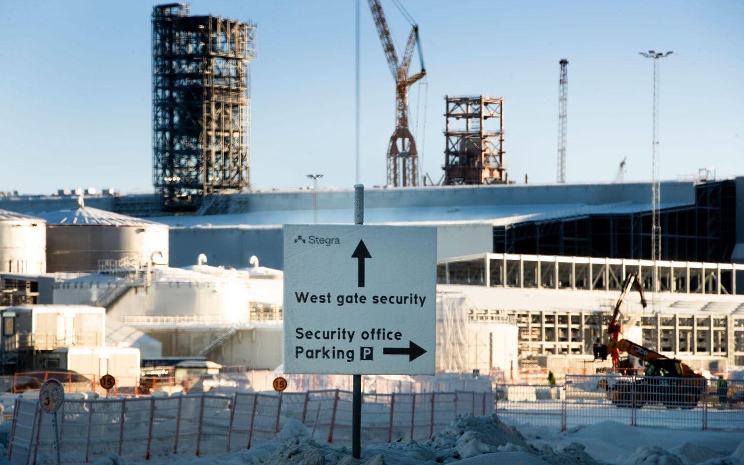 Stegra, som nyligen säkrat ny finansiering, har fått sin planerade stålfabrik godkänd som nettonollutsläppsprojekt av Tillväxtverket. Arkivbild.