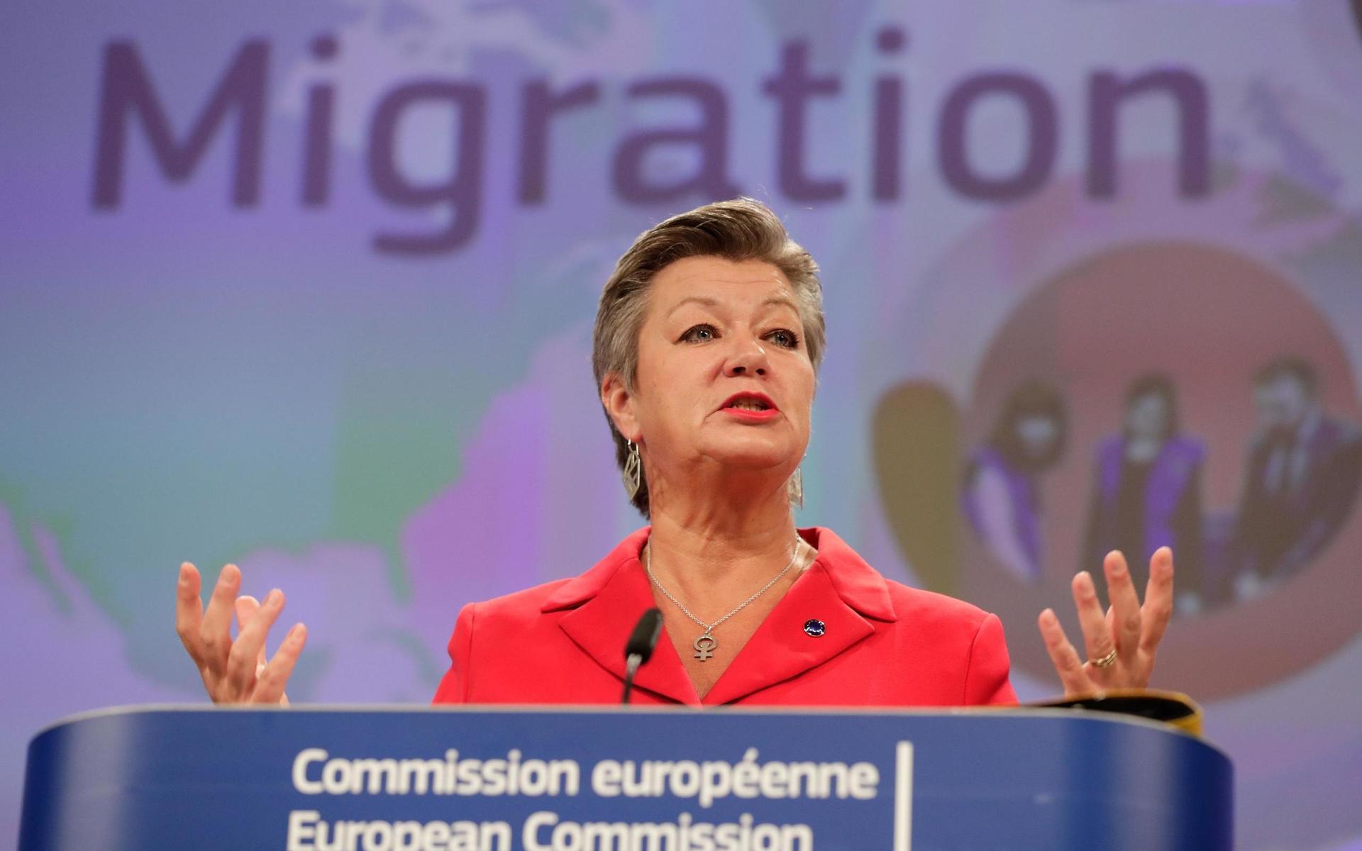 EU:s inrikeskommissionär Ylva Johansson presenterar sin asyl- och migrationspakt i Bryssel.