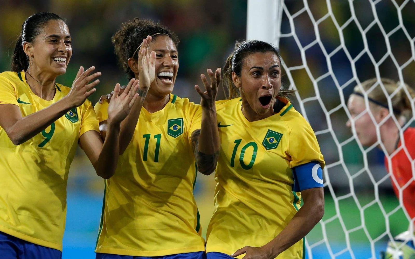 7 augusti 2016: Sverige slår Sydafrika i den öppnande gruppspelsmatchen i Rio, men pulvriseras här av hemmanationen Brasilien. Den brutala 5-1-förlusten följs upp av 0-0 mot Kina, vilket innebär att USA väntar som motståndare i kvartsfinalen. Foto: TT