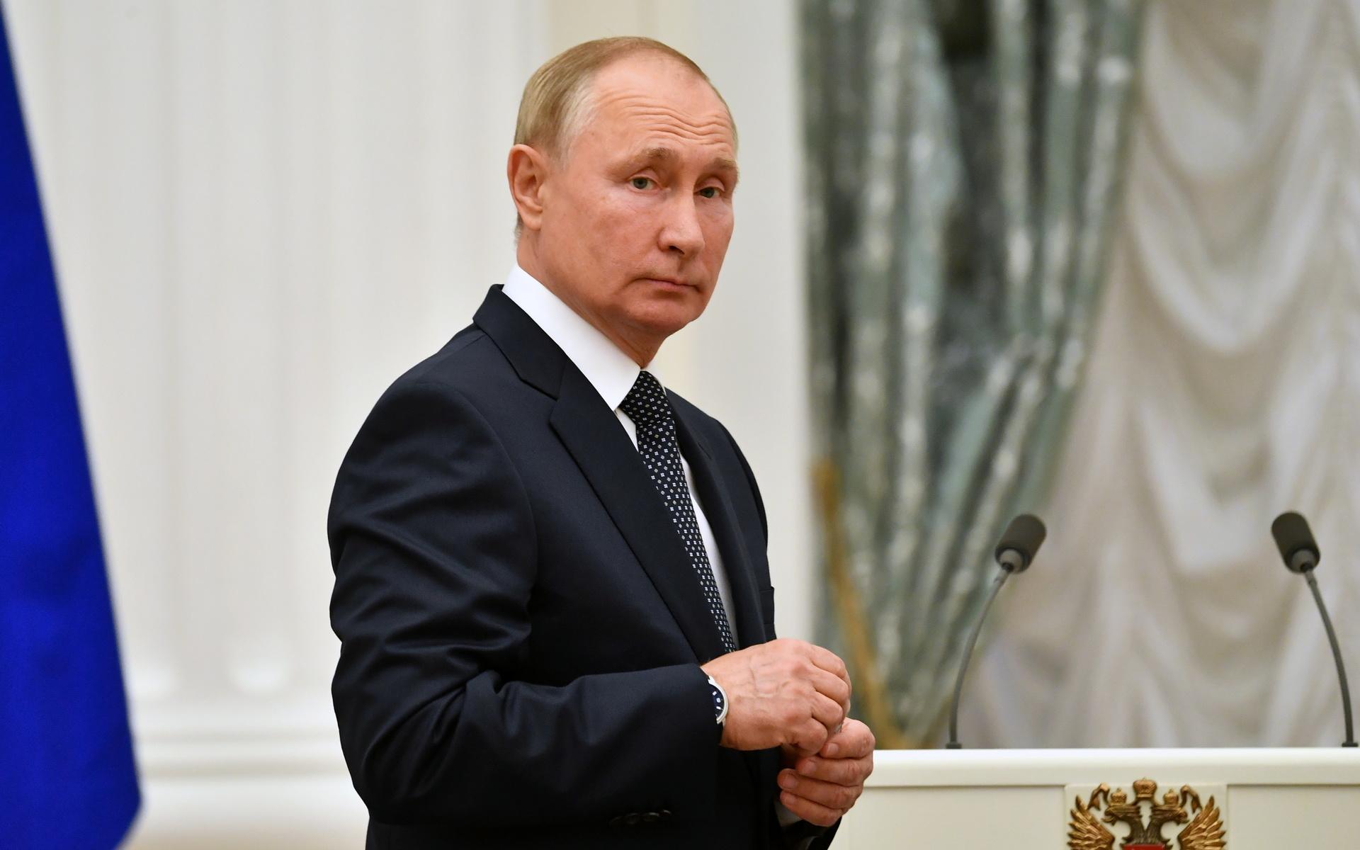 Den ryske presidenten anser att man trampat på de olympiska principerna när man uteslutit idrottare från landet.