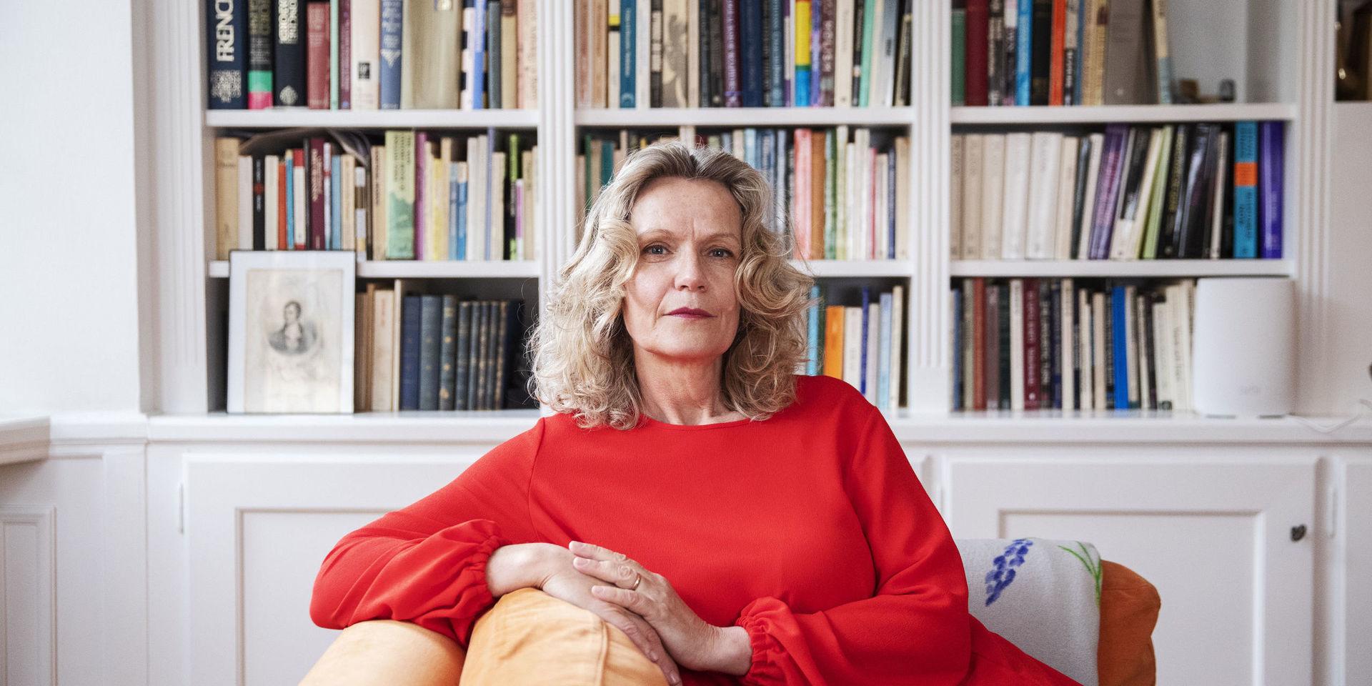 Åsa Wikforss, ledamot i Svenska Akademin, fotograferad i hennes hem i Stockholm.Foto: Nils Petter Nilsson