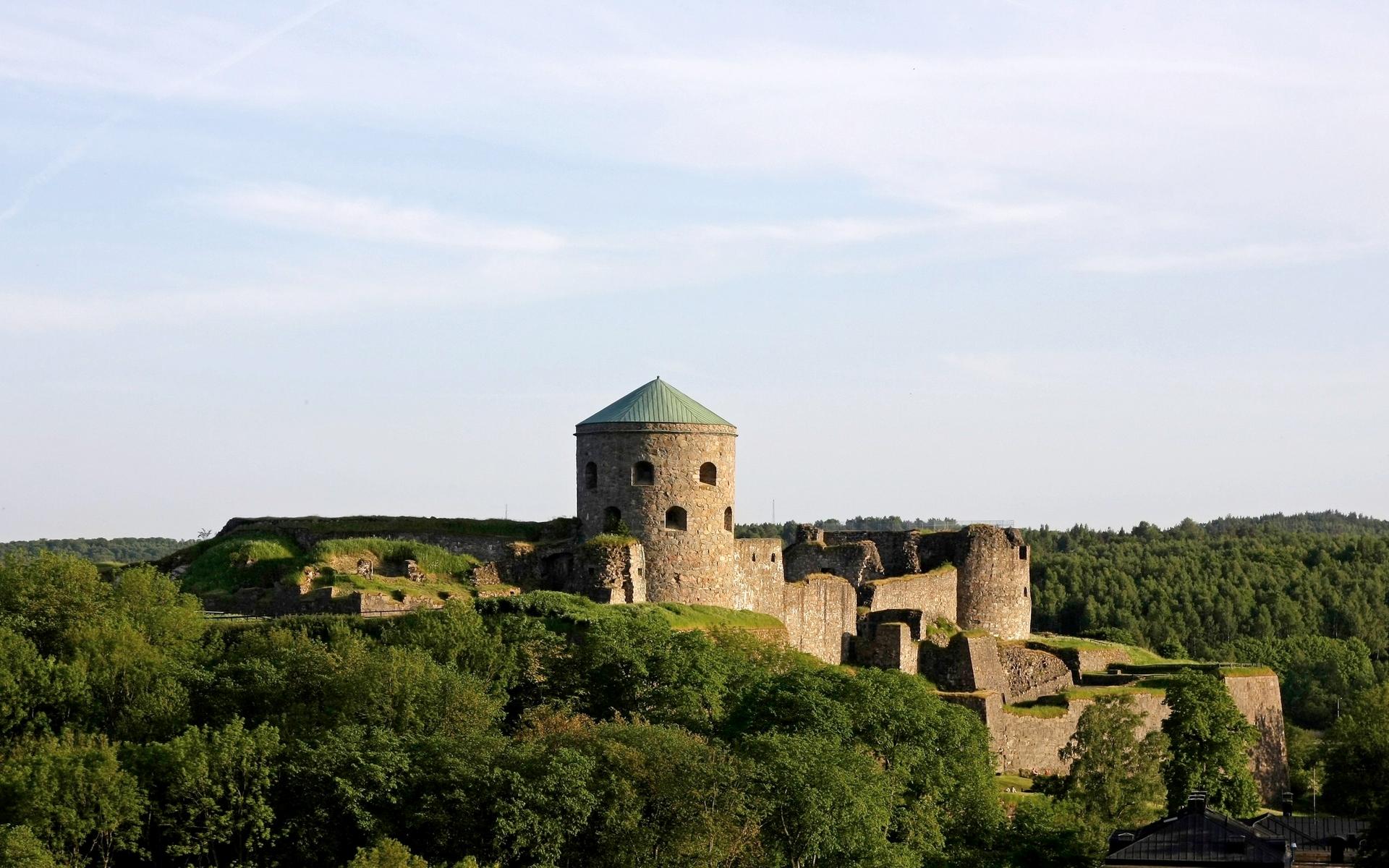 Bohus fästning började byggas 1308, men är i dag en ruin.