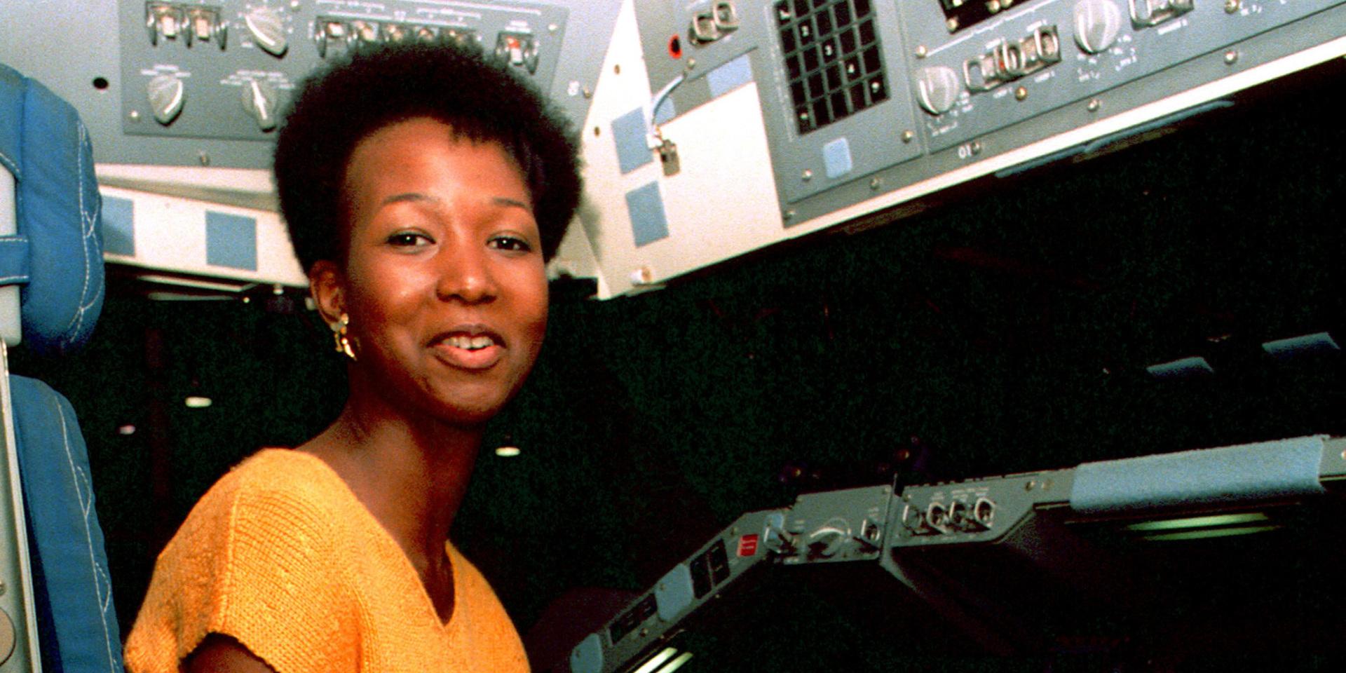 Mae Jemison, först afroamerikanska kvinnan i rymden.