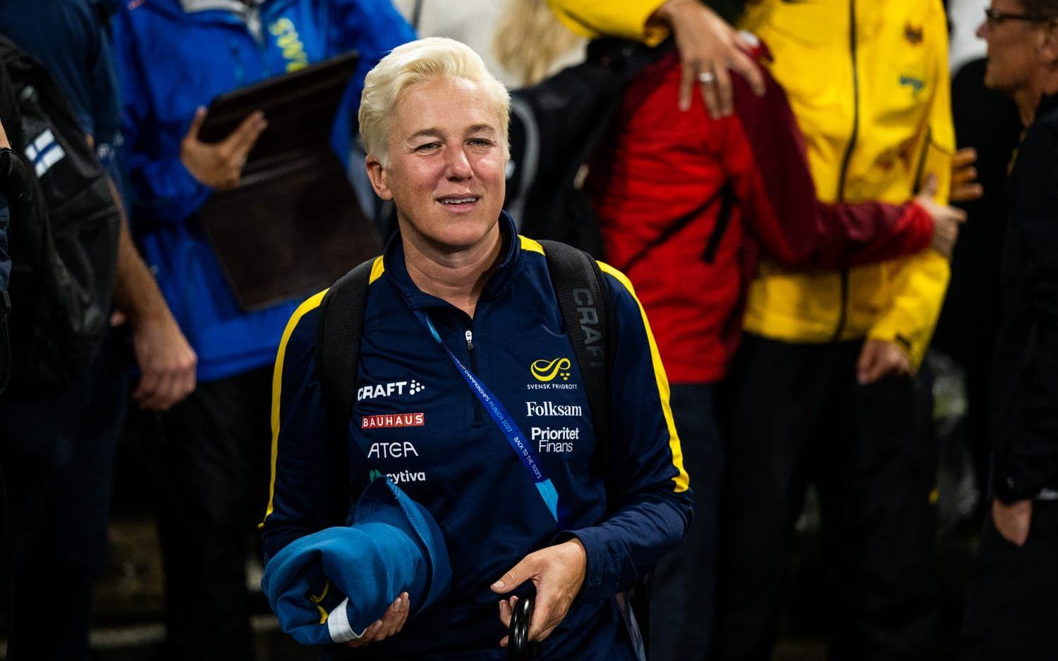 Hon är sedan 2021 svensk förbundskapten för friidrotten. 