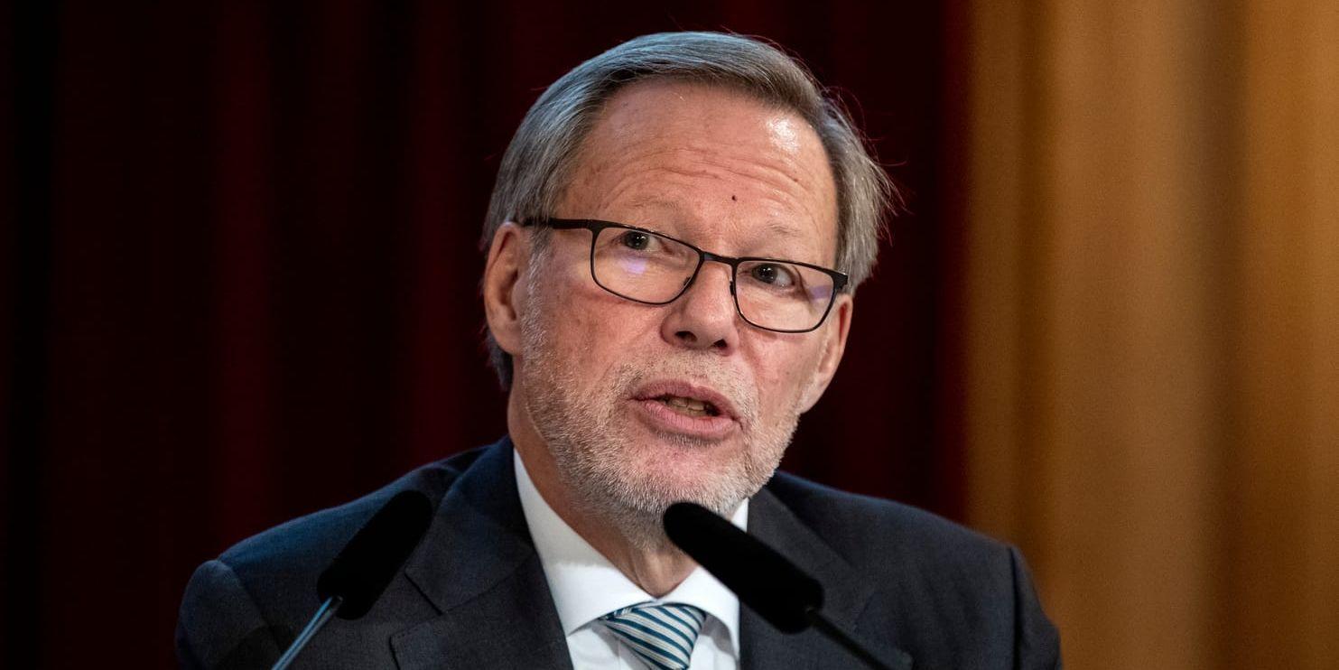 Sverige hamnar bland de sista länderna i Europa att komma igång med smittspårning och masstestning, konstaterar Coronakommissionens ordförande Mats Melin. 