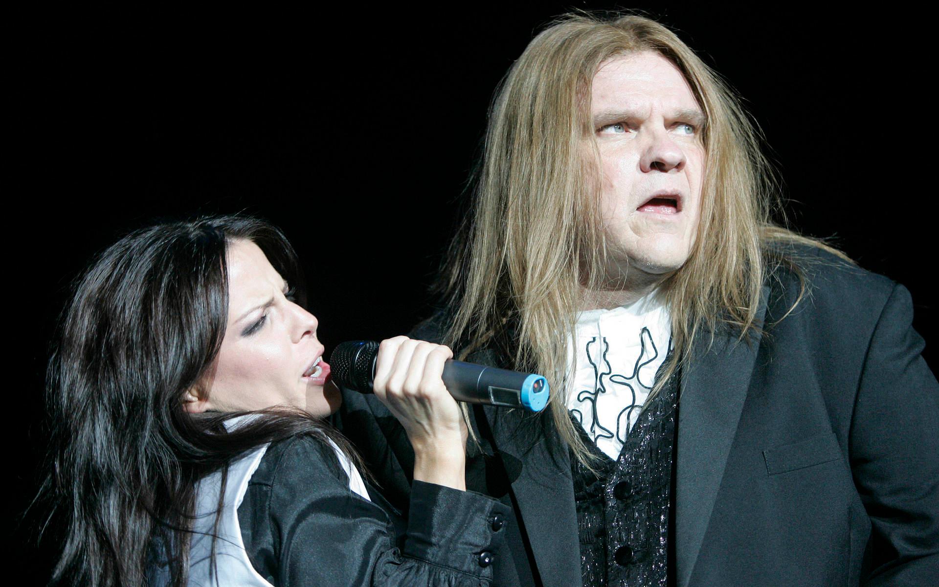 Meat Loaf och Marion Raven uppträder under en av stjärnans många turnéer, här i Hamburg 2007.