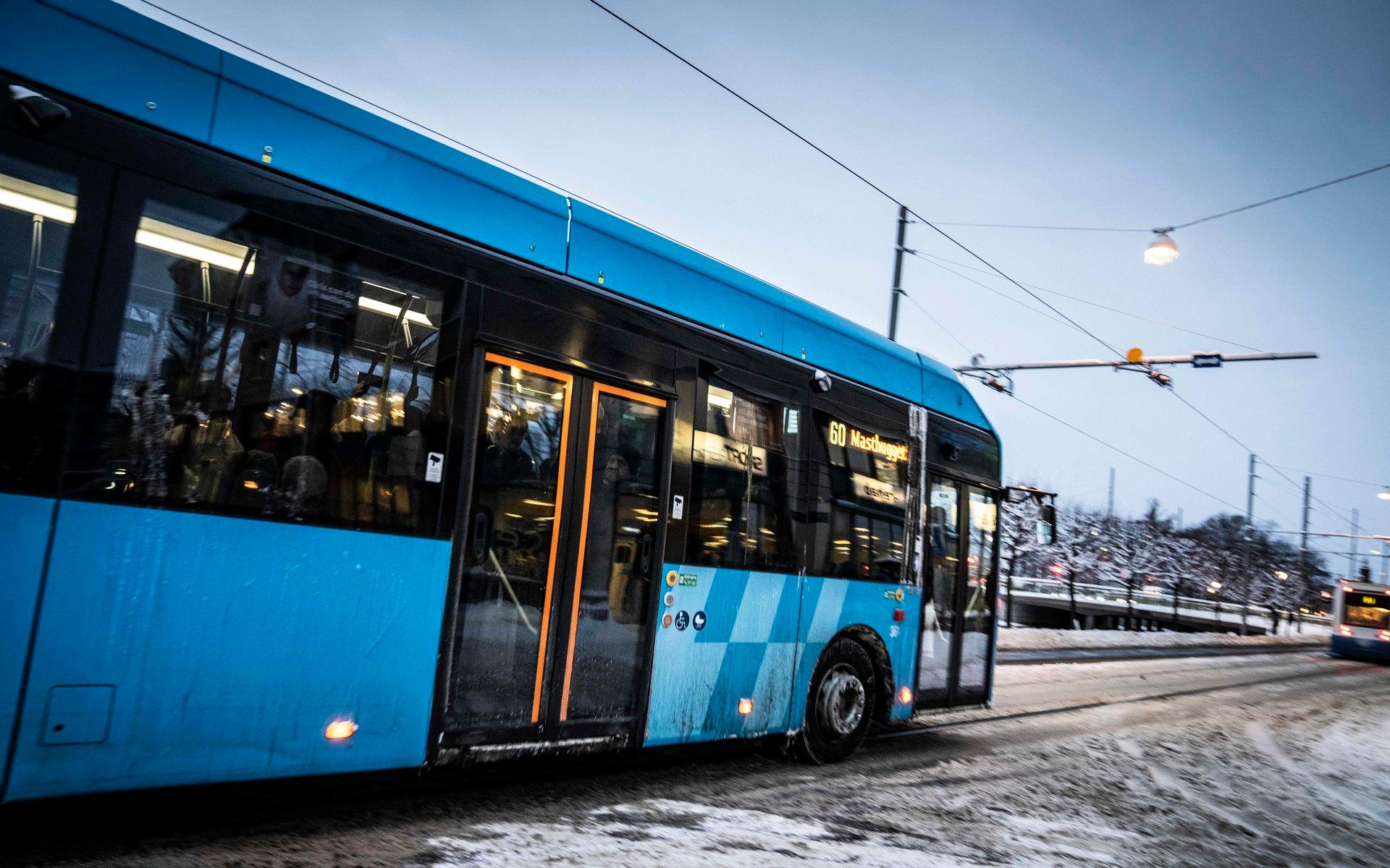 Elbuss buss 60 snö kollektivtrafik västtrafik