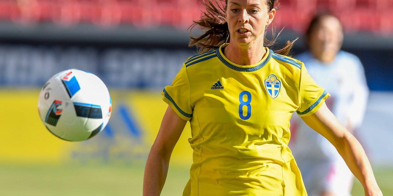 Lotta Schelin gjorde 1–0 för Sverige i OS-genrepet mot Japan.