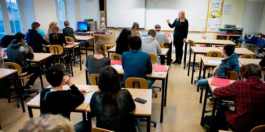 Tappat greppet. Läget i Göteborg skapar allt annat än en likvärdig skola. Göteborgspolitikerna avfärdar alltför ofta lärarbristen och resurserna styrs inte dit de bäst behövs i tillräckligt stor utsträckning, skriver Lärarförbundet i Göteborg.