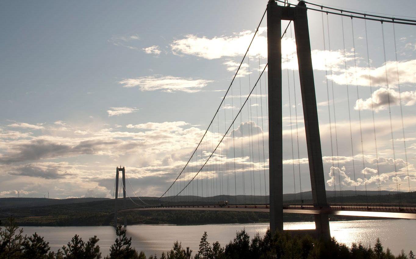Sveriges fjärde vackraste byggnad - Högakustenbron. Bild: Pressbild, Härösands kommun