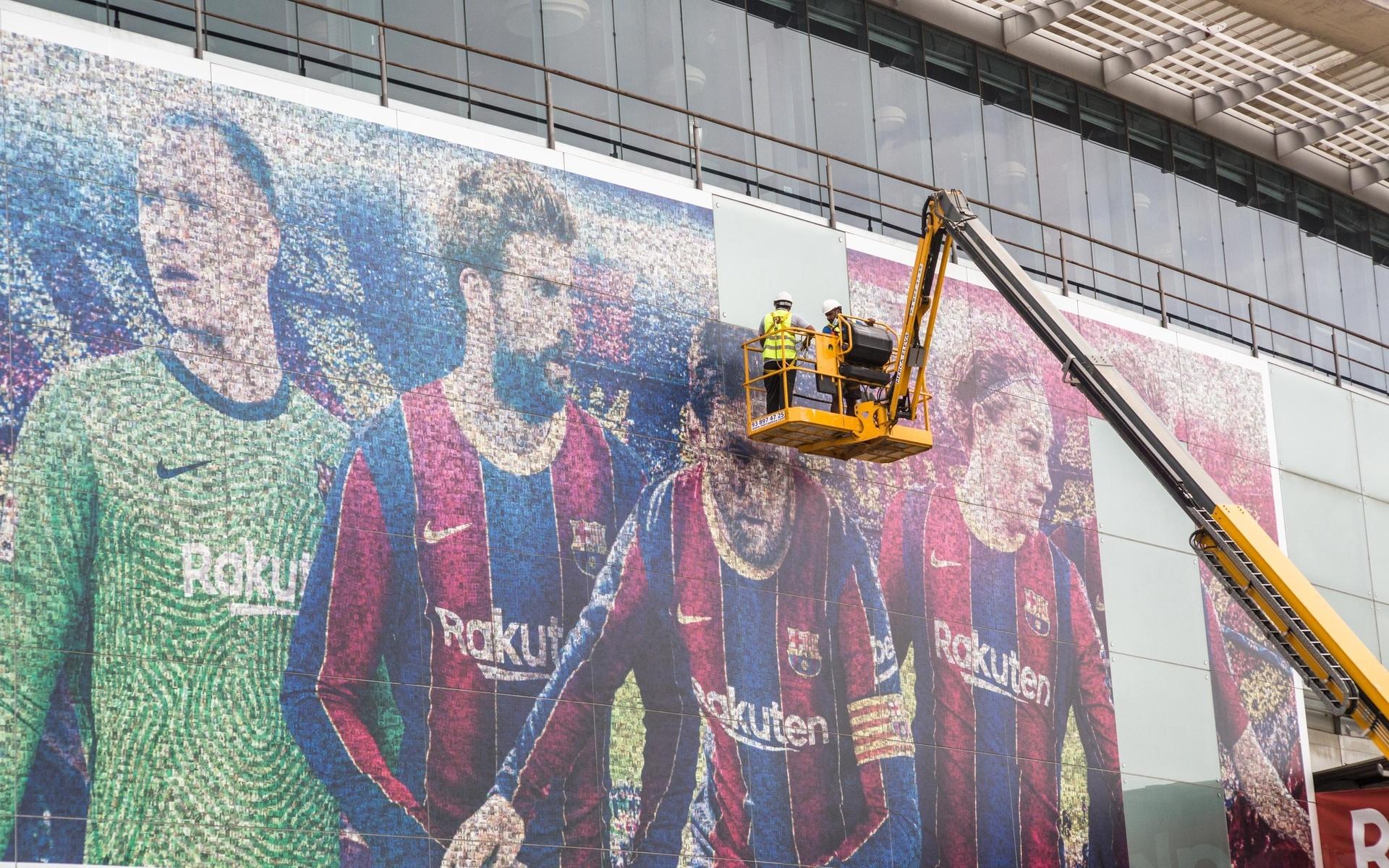 I Barcelona städas Leo Messi bort – klubben måste gå vidare utan sin största stjärna. 