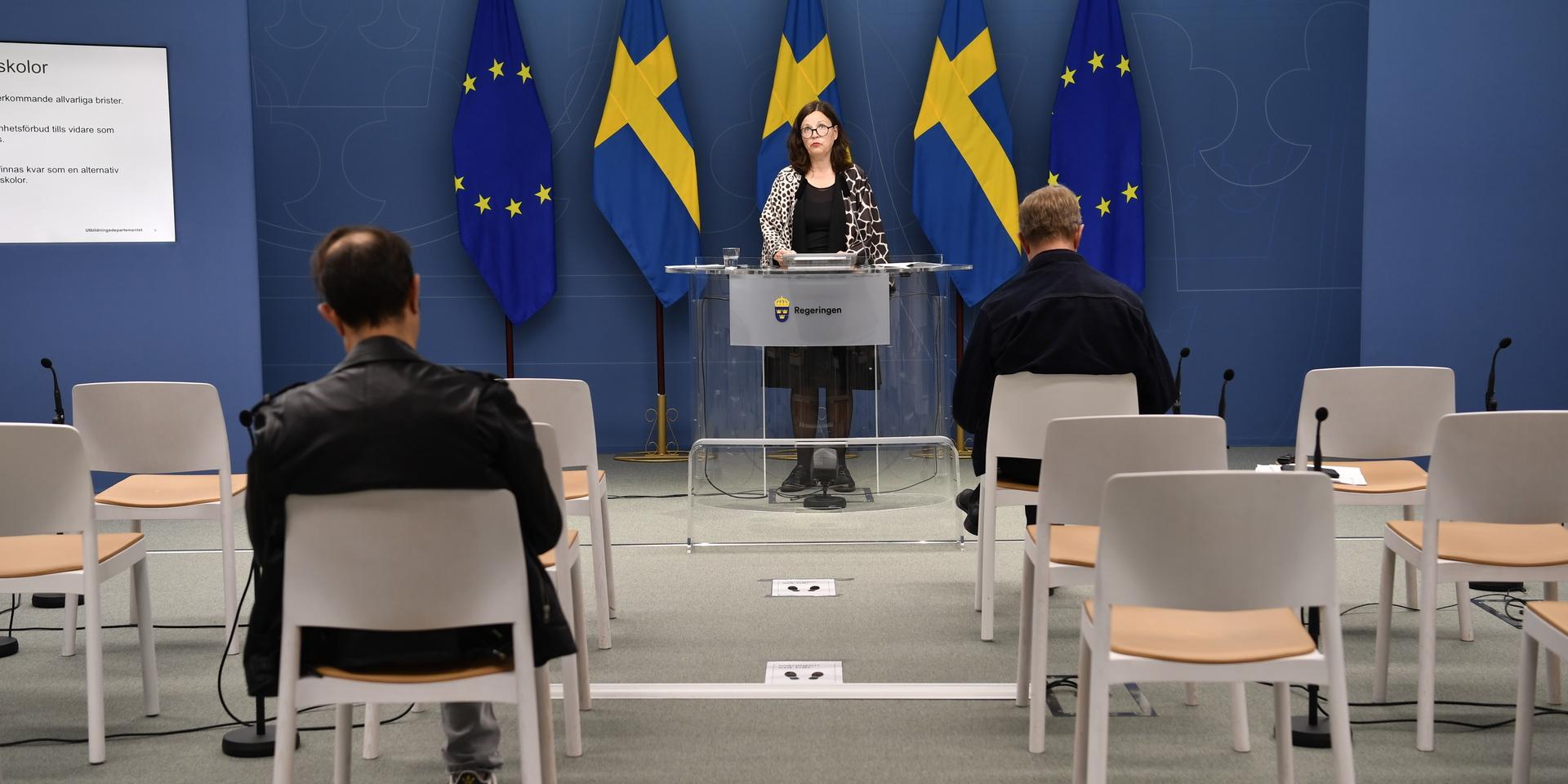 Utbildningsminister Anna Ekström (S) håller en pressträff för att presentera en lagrådsremiss med förslag som ska ge Skolinspektionen ökade möjligheter att stänga skolor med allvarliga brister.