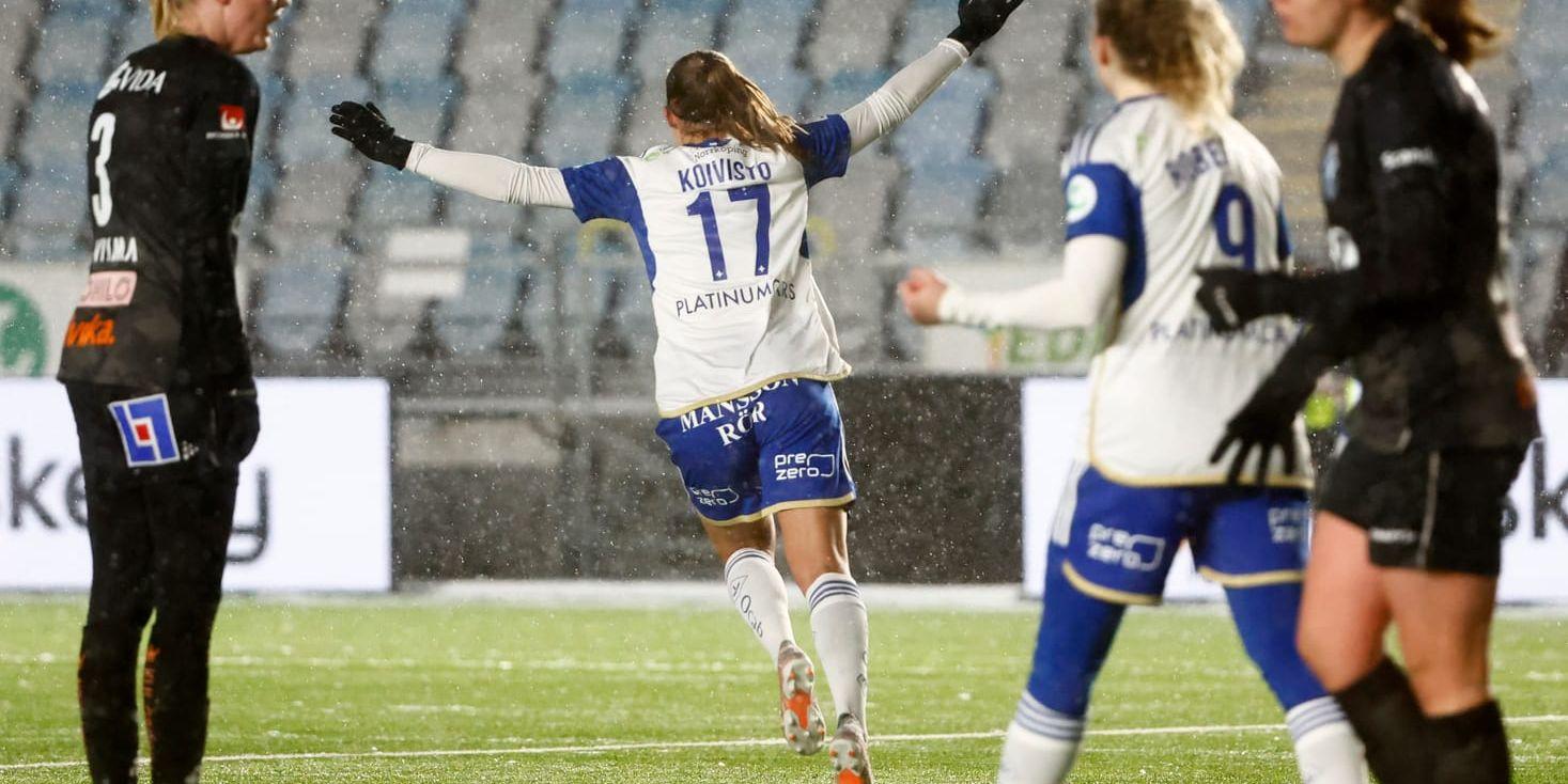 IFK Norrköpings Vilma Koivisto jublar efter sitt avgörande 2–1-mål mot Växjö.
