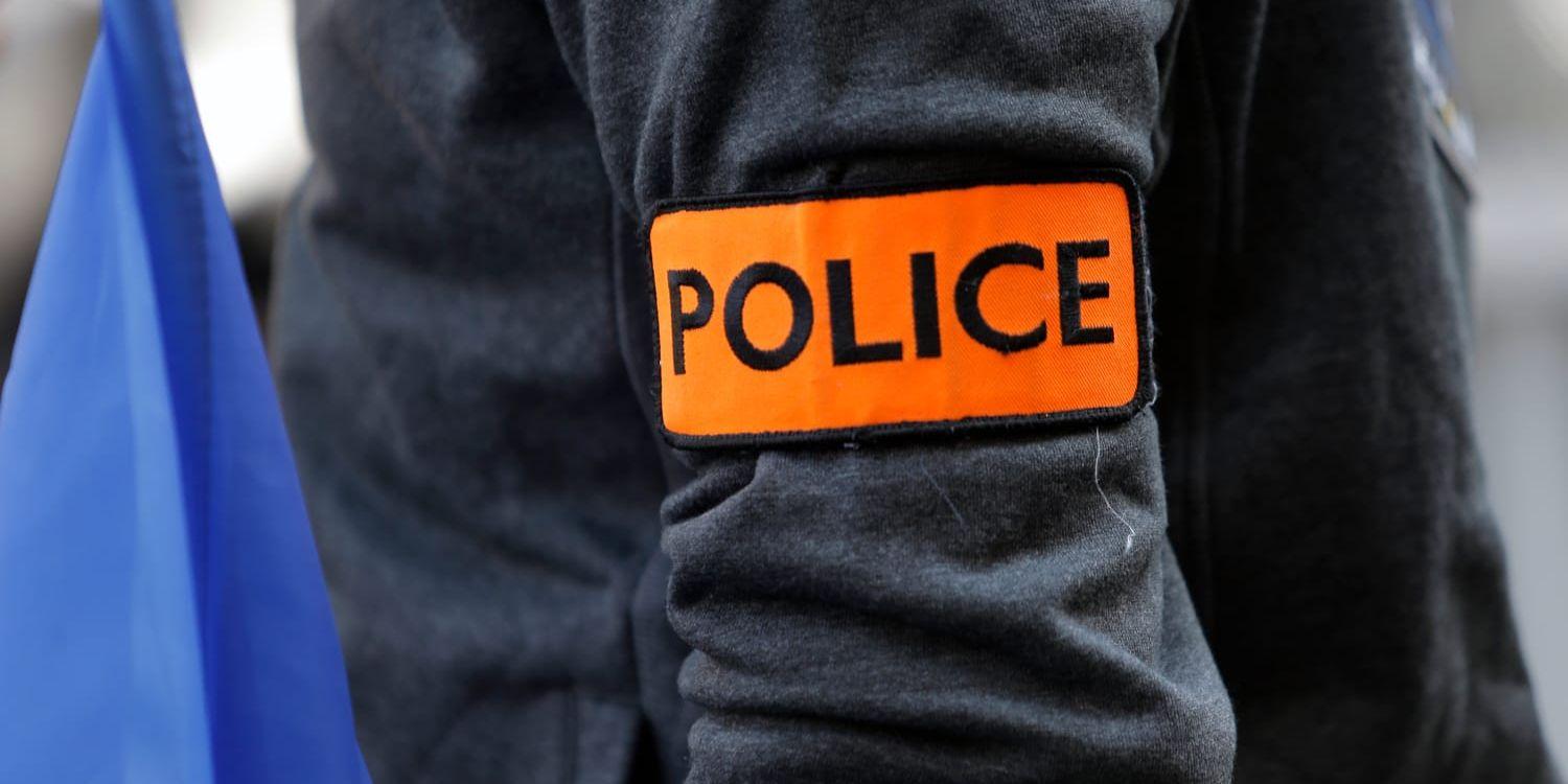 En 72-årig man ska ha skjutit ihjäl en 46-årig man på en nudiststrand i Frankrike. 