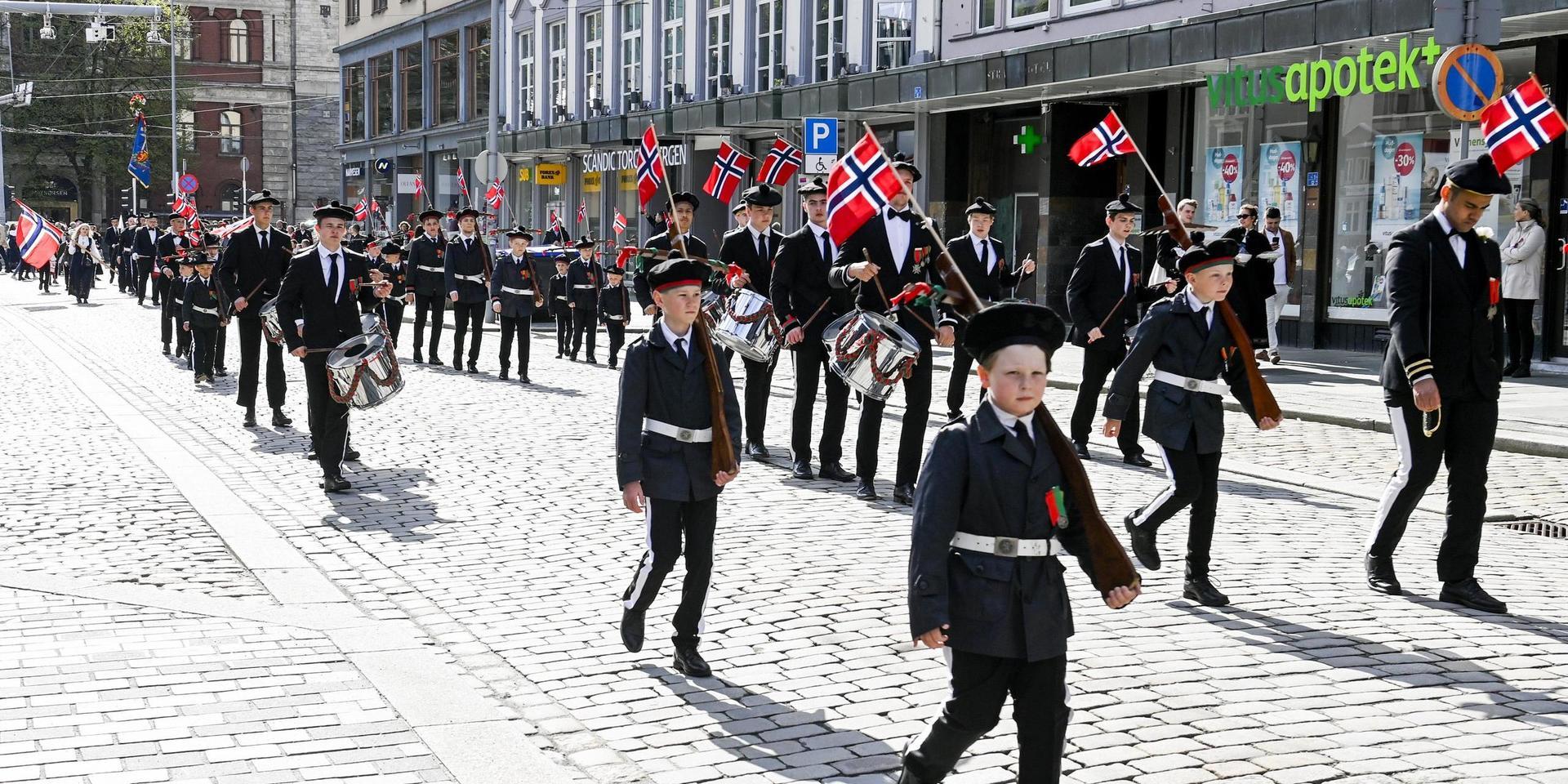 Bågkåren, eller 'Buekorpset' som det heter på norska är en traditionell barnkår som marscherar på 17 maj varje år. Så även i år, om än utan publik.