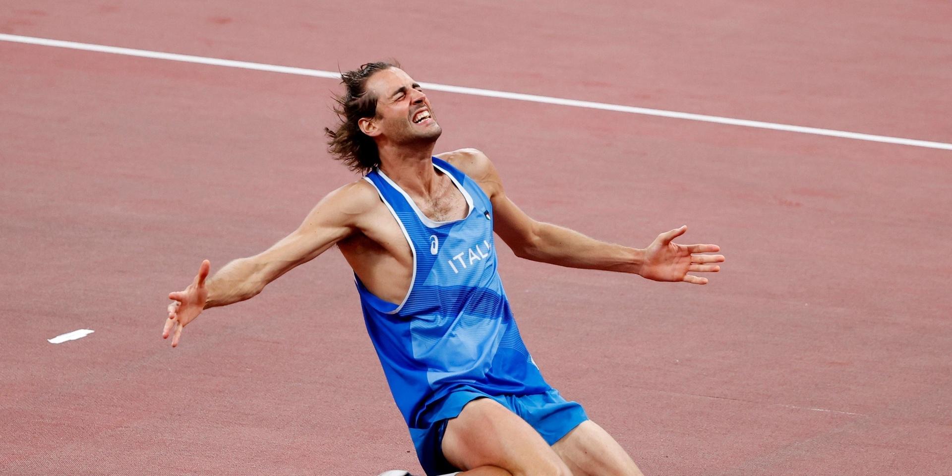 Gianmarco Tamberi firar sitt OS-guld.