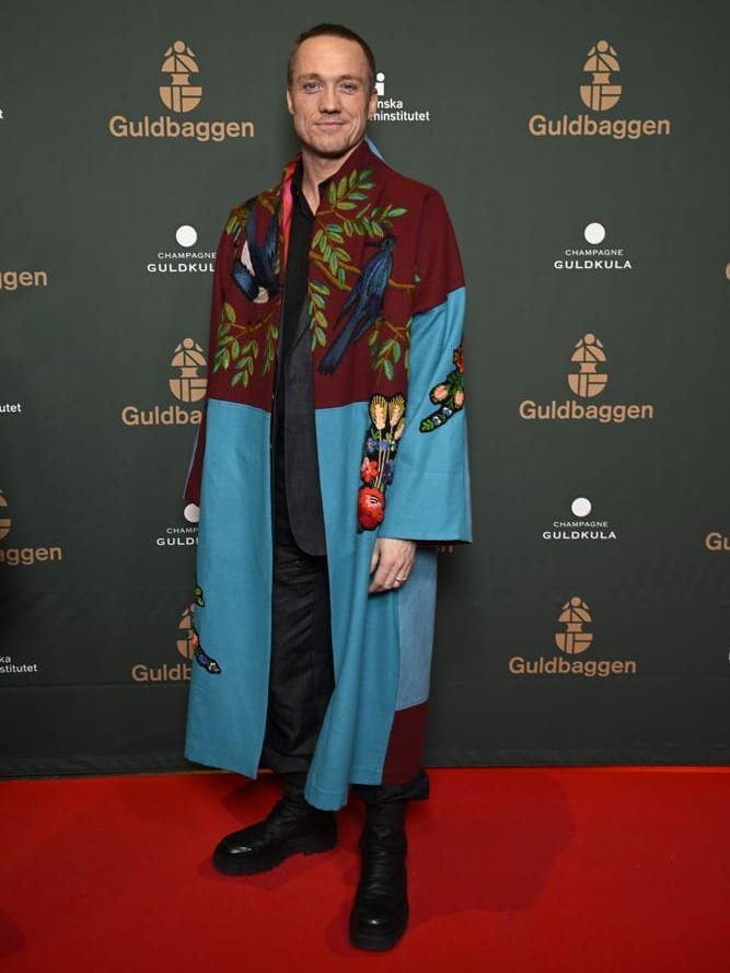 Skådespelaren Christian Hillborg satsade på färg och mönster.
