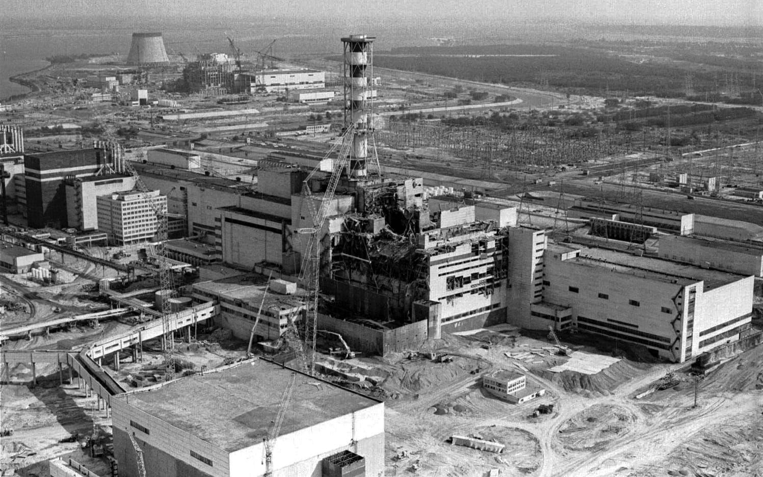 <strong>TJERNOBYL.</strong>Kärnkraftsolyckan 1986 är en av de största som någonsin inträffat. Tillträde vid området kring kärnkraftverket är på grund av radioaktiv strålning fortfarande förbjudet på flera mils radie. Men det stoppar inte nyfikna turister. Foto: TT

