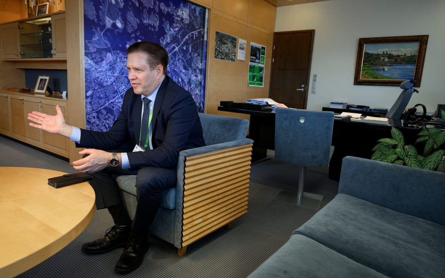 'En vecka efter det ryska anfallskriget stängde vi vår turistbyrå i S:t Petersburg och lade ned alla samarbeten med Ryssland', säger Kimmo Jarva, borgmästare i Villmanstrand.