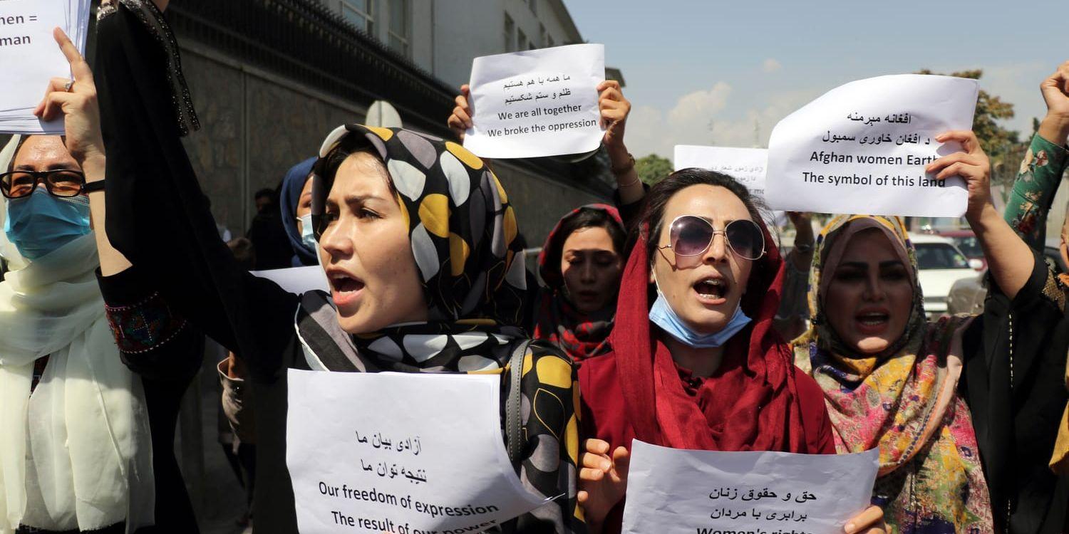Kvinnor i Kabul som demonstrerar mot talibanstyret. Bild från 3 september.