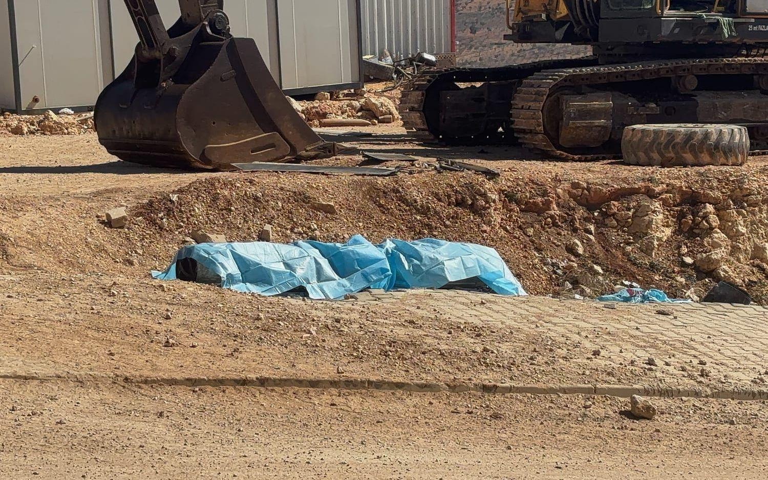 Delar av en iransk robot, på marken i Sahinbey utanför den turkiska staden Gaziantep.