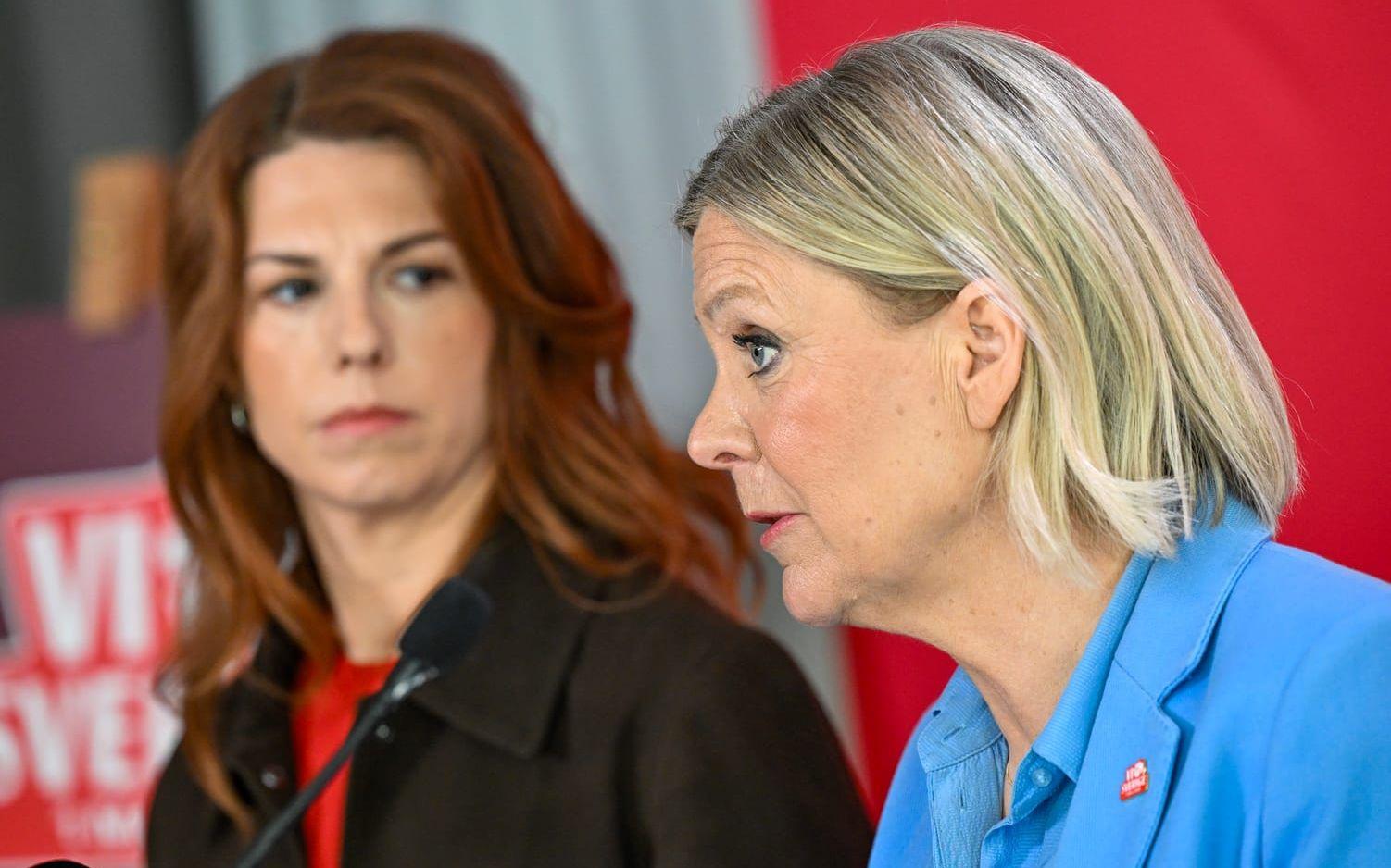Emilia Bjuggren (S), skolborgarråd i Stockholm och Socialdemokraternas partiledare Magdalena Andersson (S) presenterar skolsatsning för miljarder.