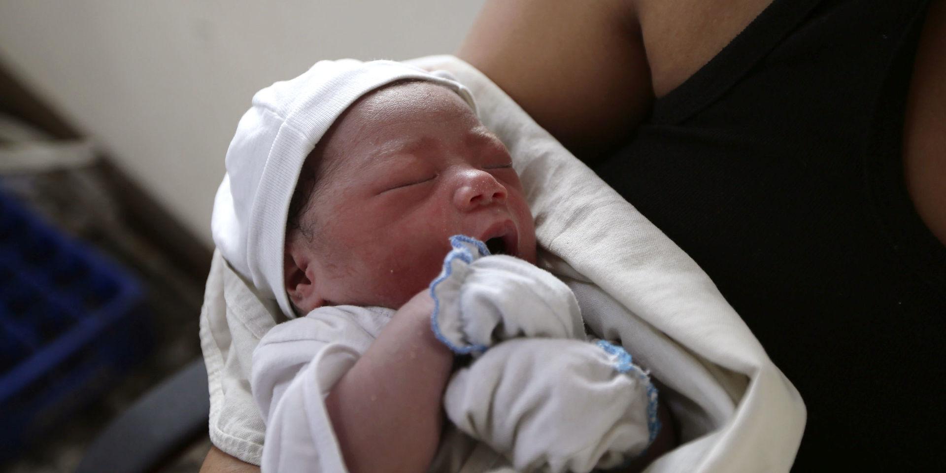 Föräldrar i olika delar av världen har döpt sina nyfödda barn till namn som förknippas med coronaviruset. Arkivbild. 