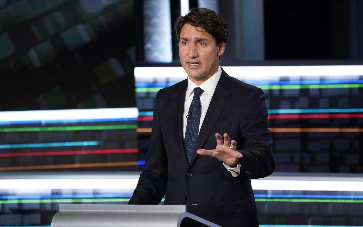 Efter sex år vid makten – och med två år kvar av mandatperioden – utlyste Trudeau nyval i augusti under föresatsen att kanadensarna borde få säga sitt om vem de vill ska ansvara för kostnaderna för att hantera pandemin.