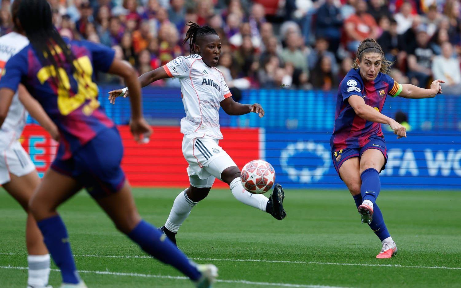 Alexia Putellas, till höger, sköt två av målen som förde Barcelona till ännu en final i Champions League. 