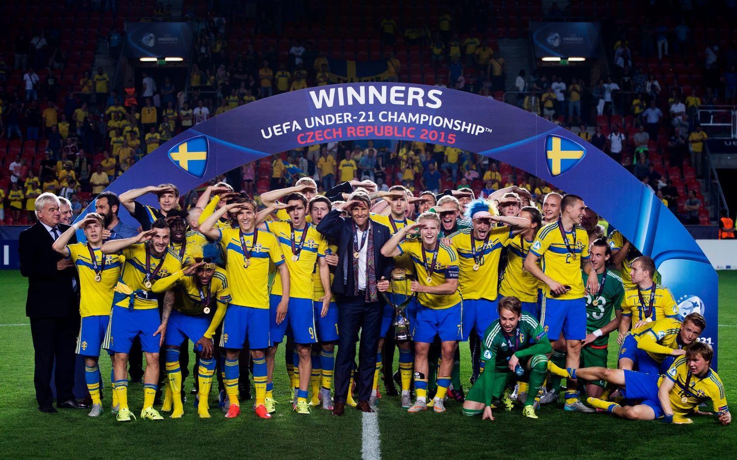 Det var ett landslag som spelade sig rakt in i svenskarnas hjärtan, men vad hände sedan? Klicka dig vidare i bildspelet för att se vad som hände med "den gyllene generationen". Foto:Bildbyrån
